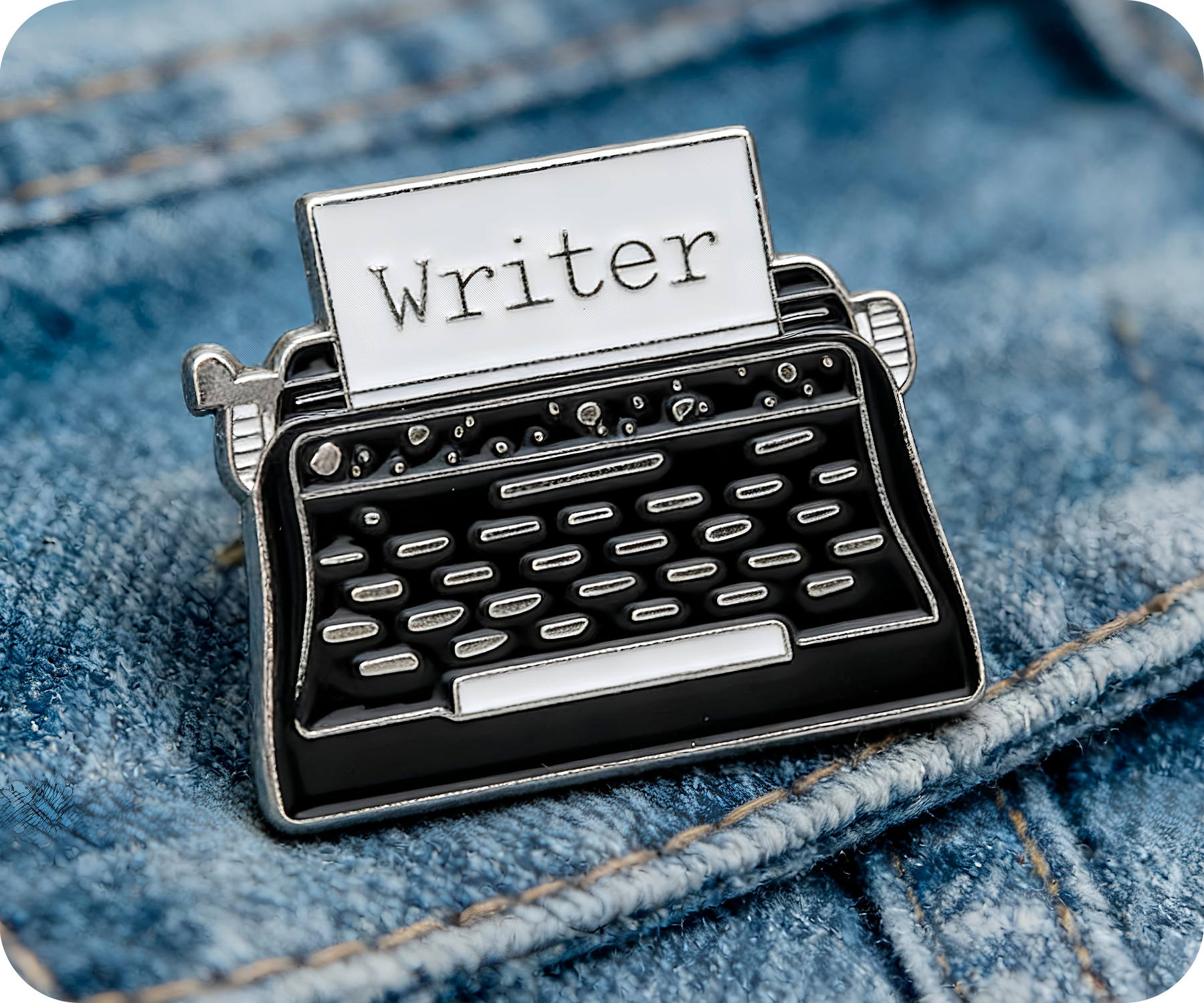 Typewriter Writer Pin Badge