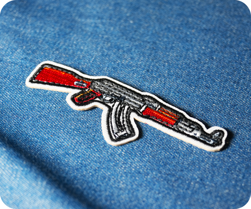 AK47 U Assault Rifle Gun Iron On Patch (8 x 2.8cm)