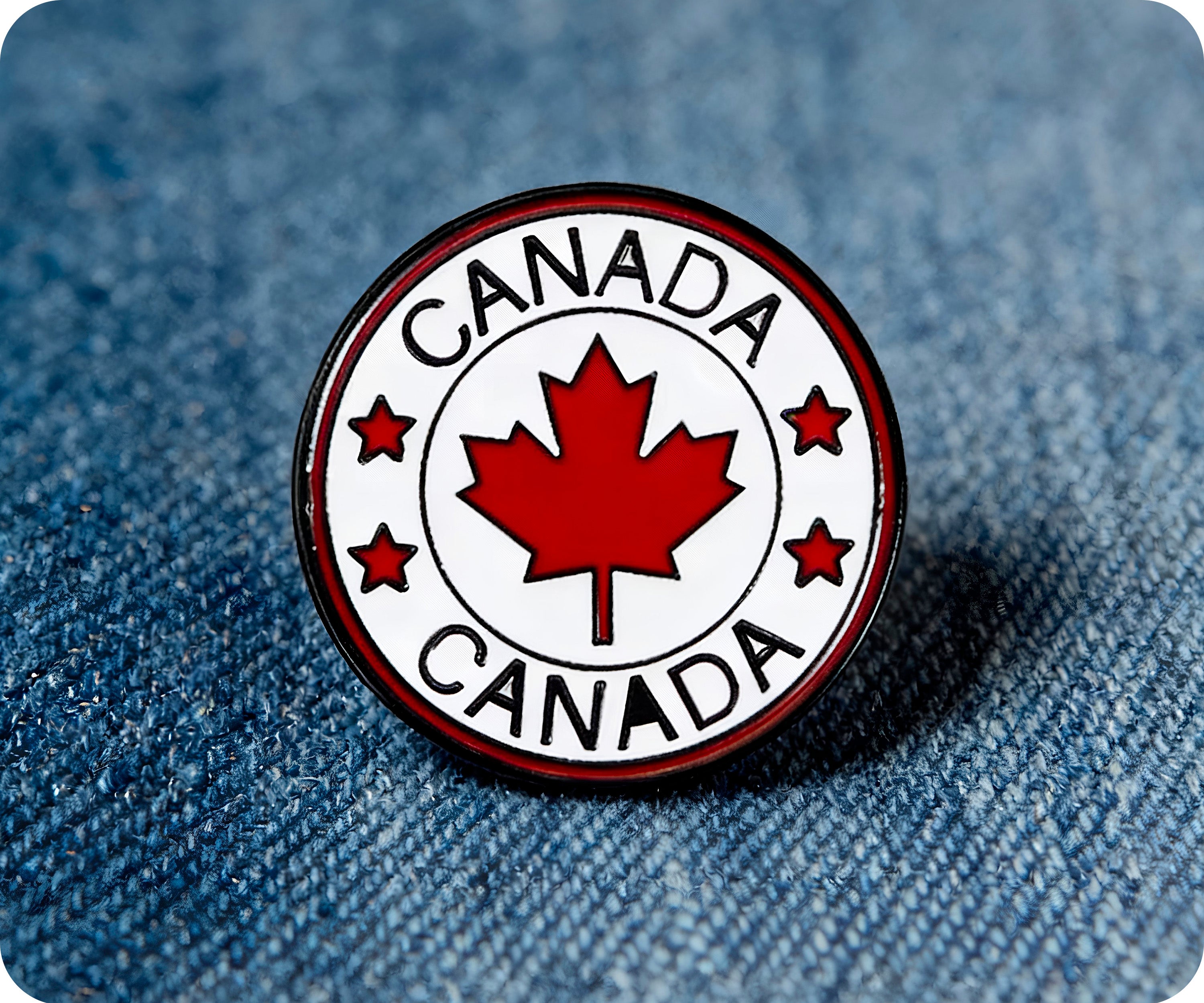 Pin con forma de hoja de arce canadiense Imagen secundaria del producto
