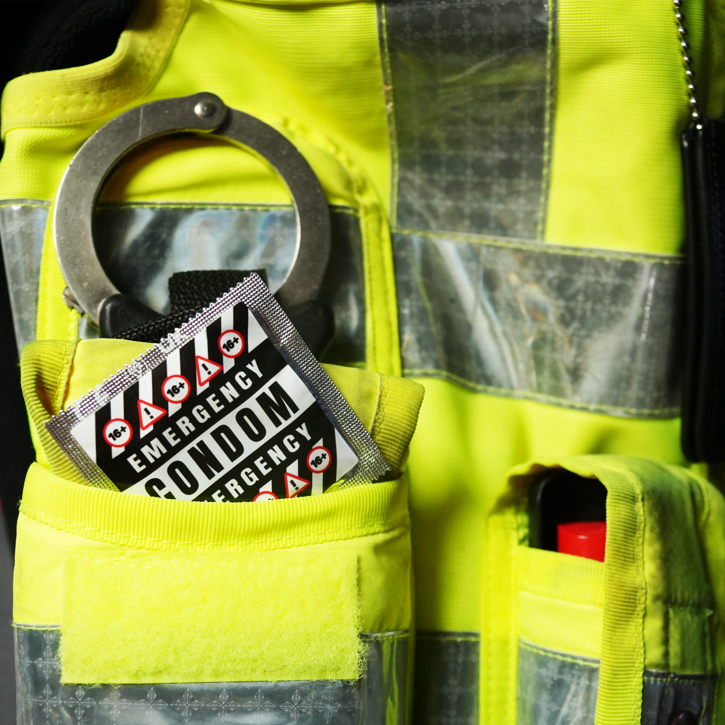 Emergency Condom in Gift Box – Funny Novelty Gag Gift, Break Glass in Case of Emergency