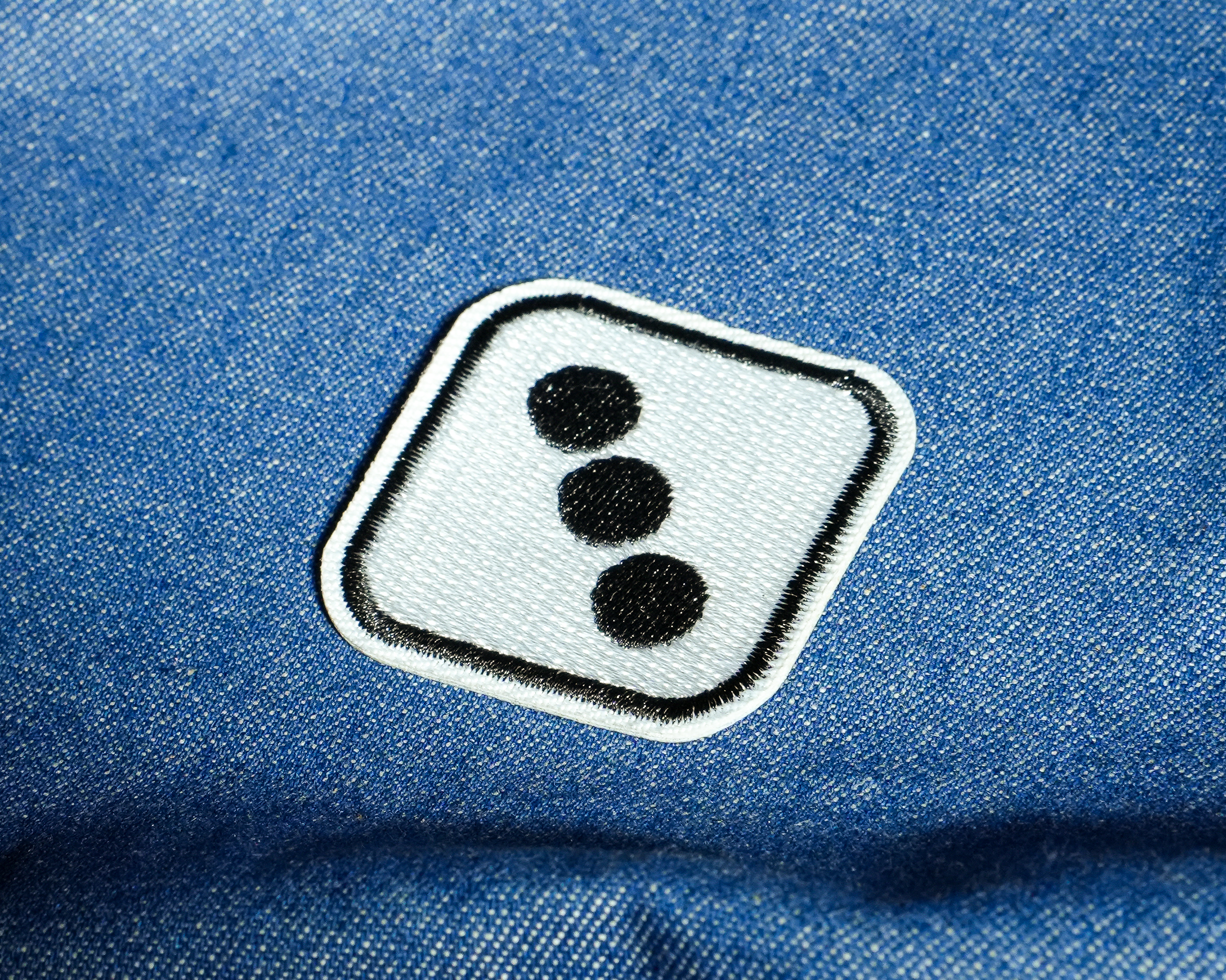 Dice Three Gaming Embroidery Patch (4 x 4cm) Secondary image