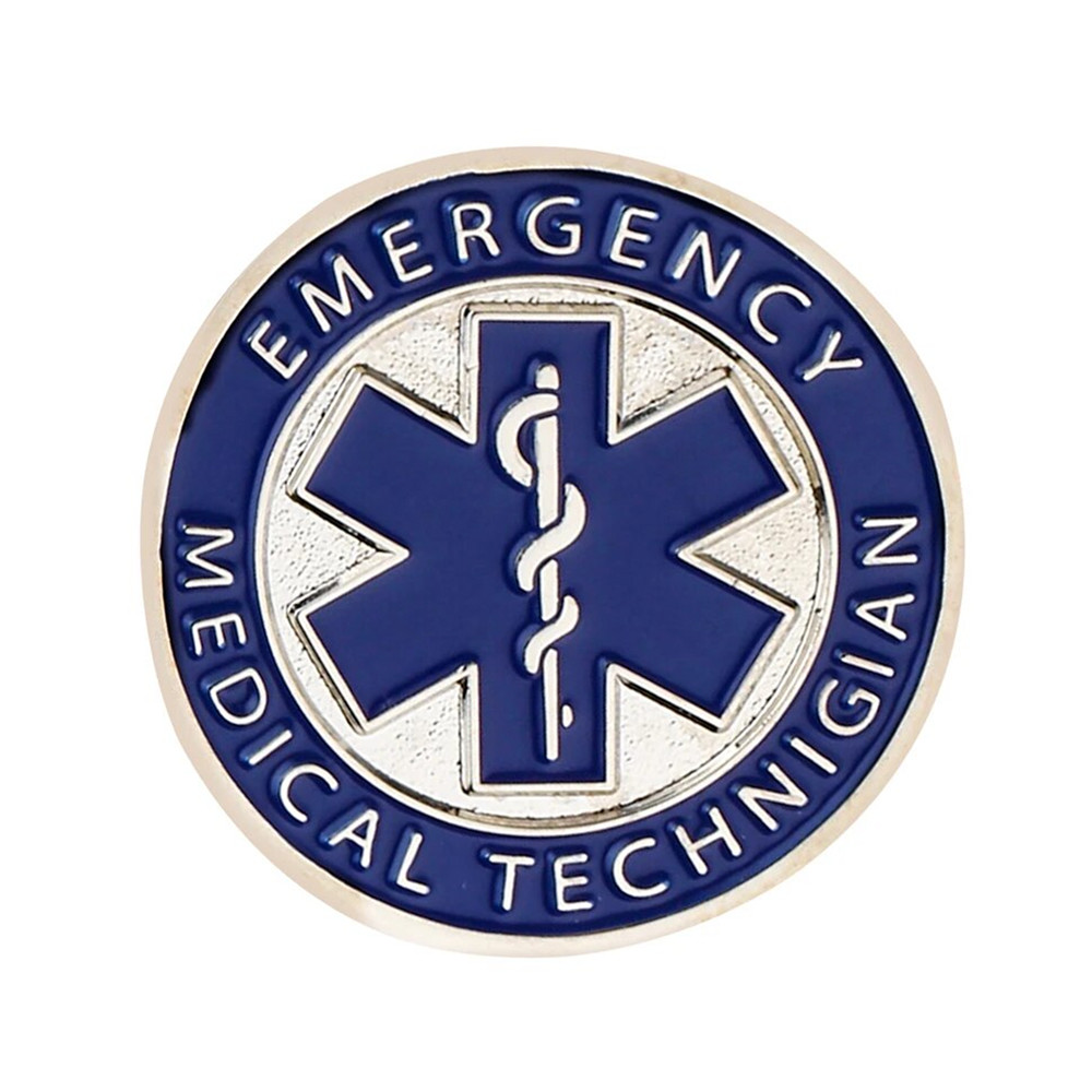 A round pin badge with blue and white colors featuring the symbol for emergency medical technicians and the text 'EMERGENCY MEDICAL TECHNICIAN'. Imagen principal del producto