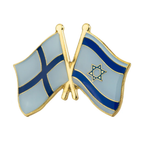 A pin badge featuring the flags of Finland and Israel in enamel with a gold-colored metal rim.