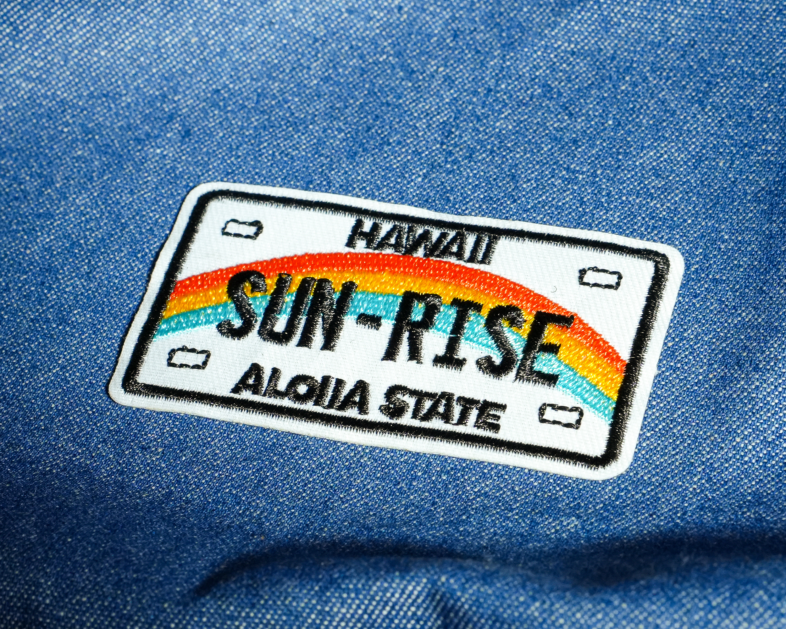 Hawaii Number Plate Embroidery Patch (7.5 x 3.5cm) Secondary image
