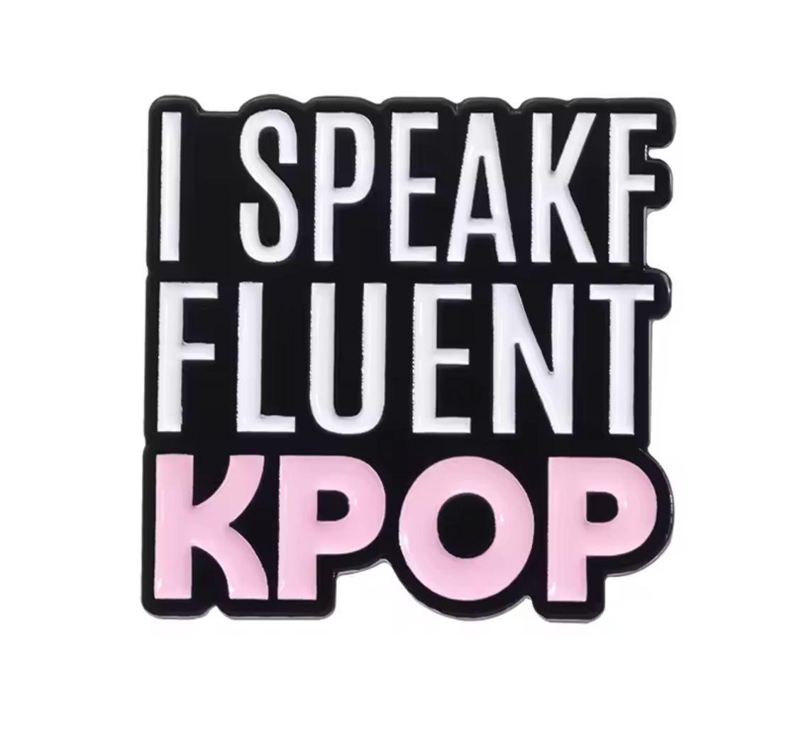 Chapa con el lema "Hablo KPOP con fluidez" Imagen principal del producto