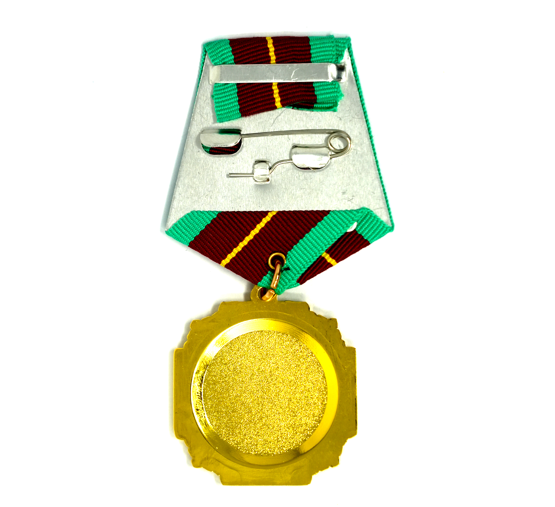 Medalla conmemorativa de los liquidadores de Chernóbil - Medalla de utilería cinematográfica Imagen secundaria del producto