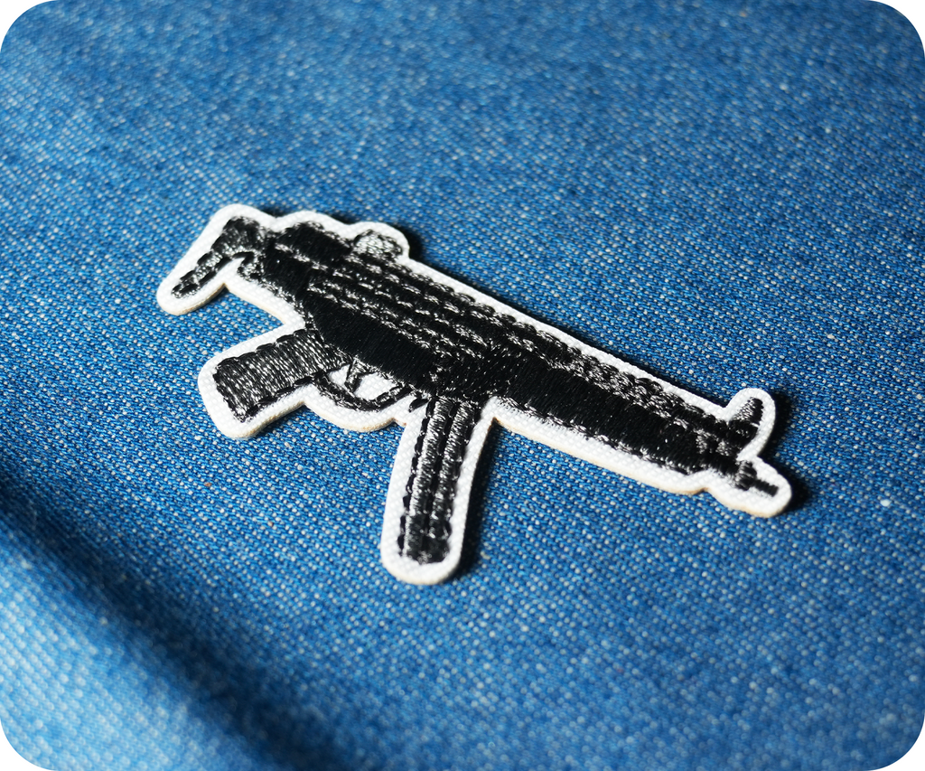 H&K MP5 Sub Machine Gun Pistol Iron On Patch (6.8 x 3.2cm)