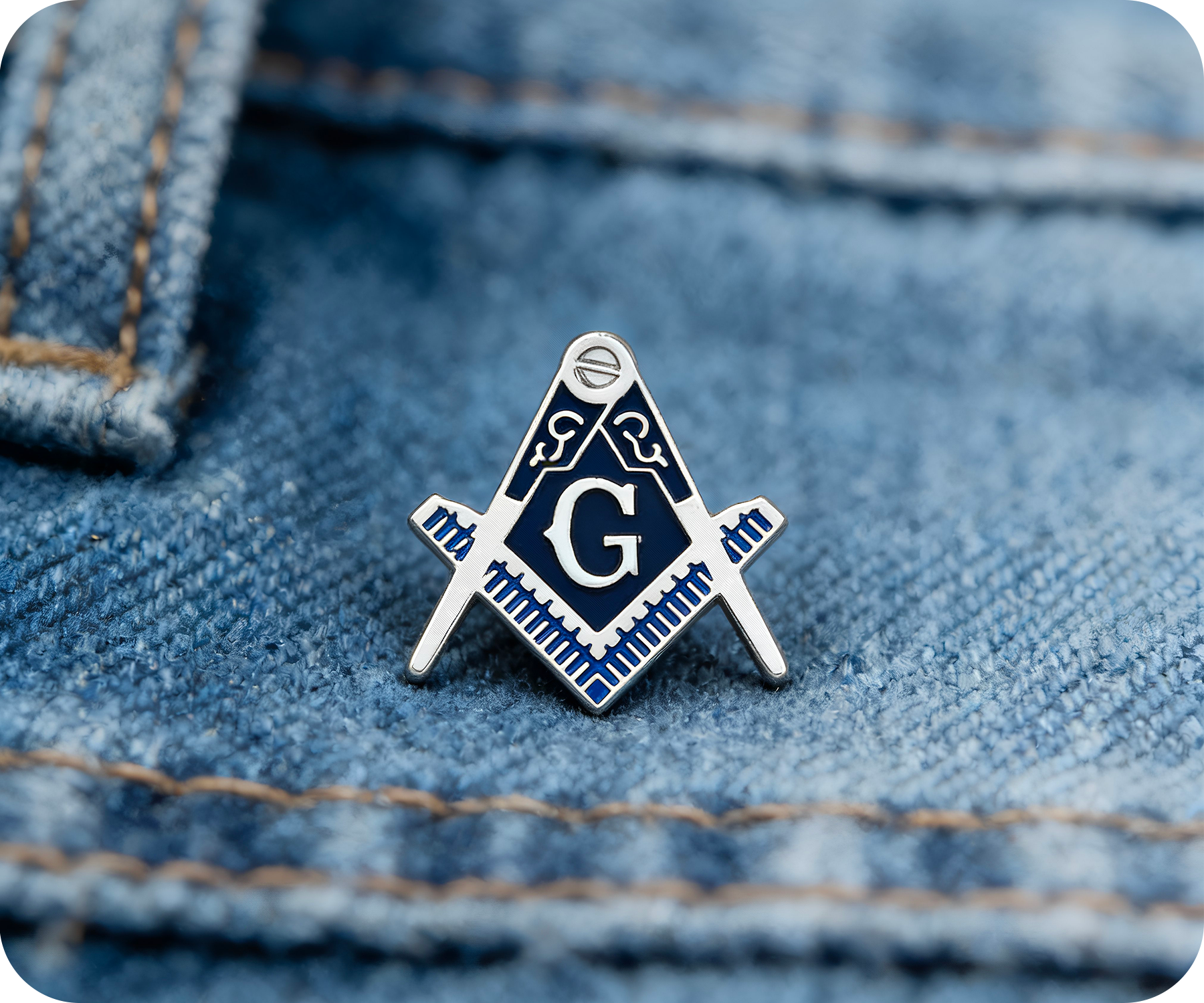 Masonic Silver & Blue Black Free Masons Compass Pin Badge