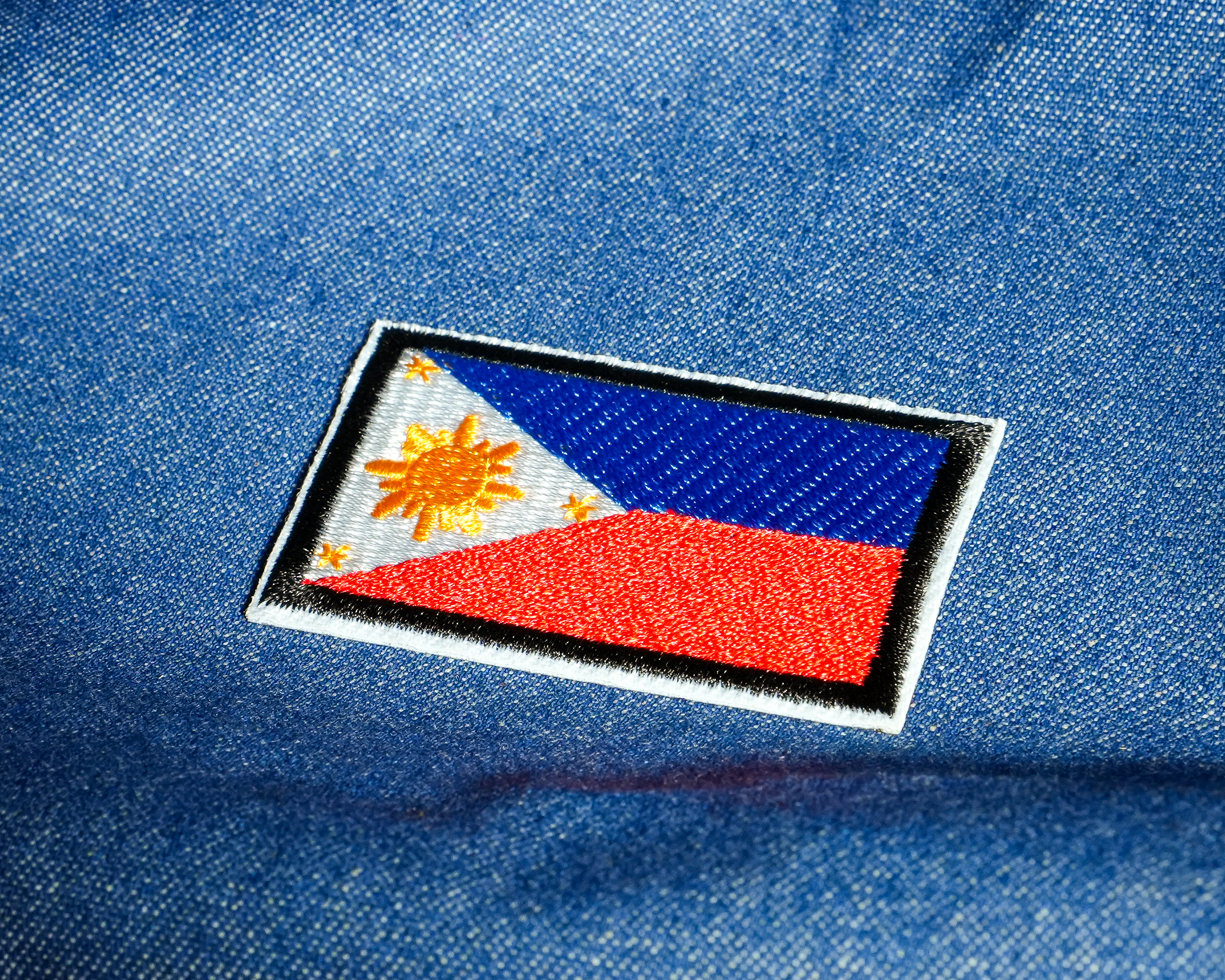 Philippines Flag Embroidery Patch (6 x 3.5cm) Secondary image