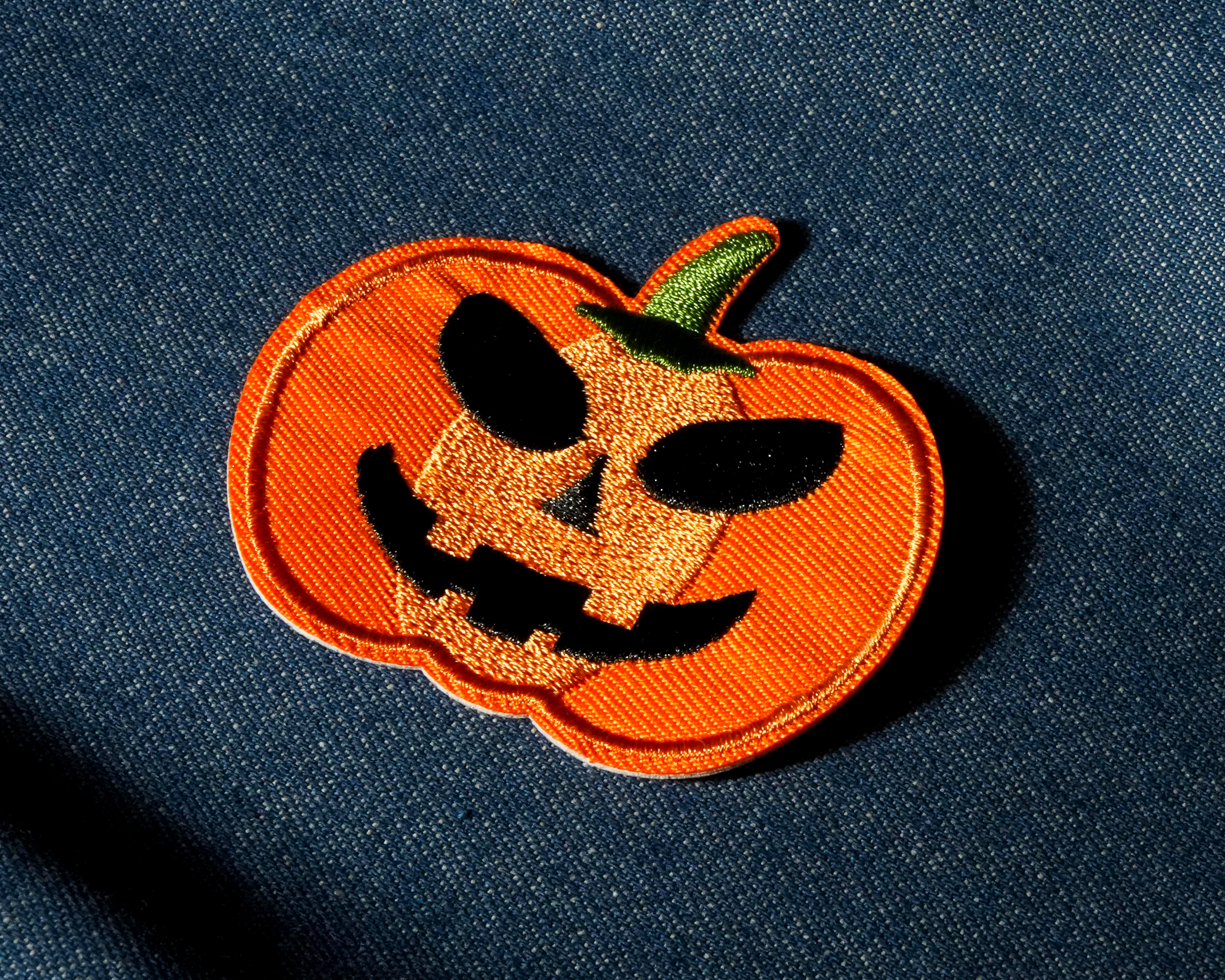 Pumpkin Halloween Embroidery Patch Iron On (7 x 6cm) Secondary image