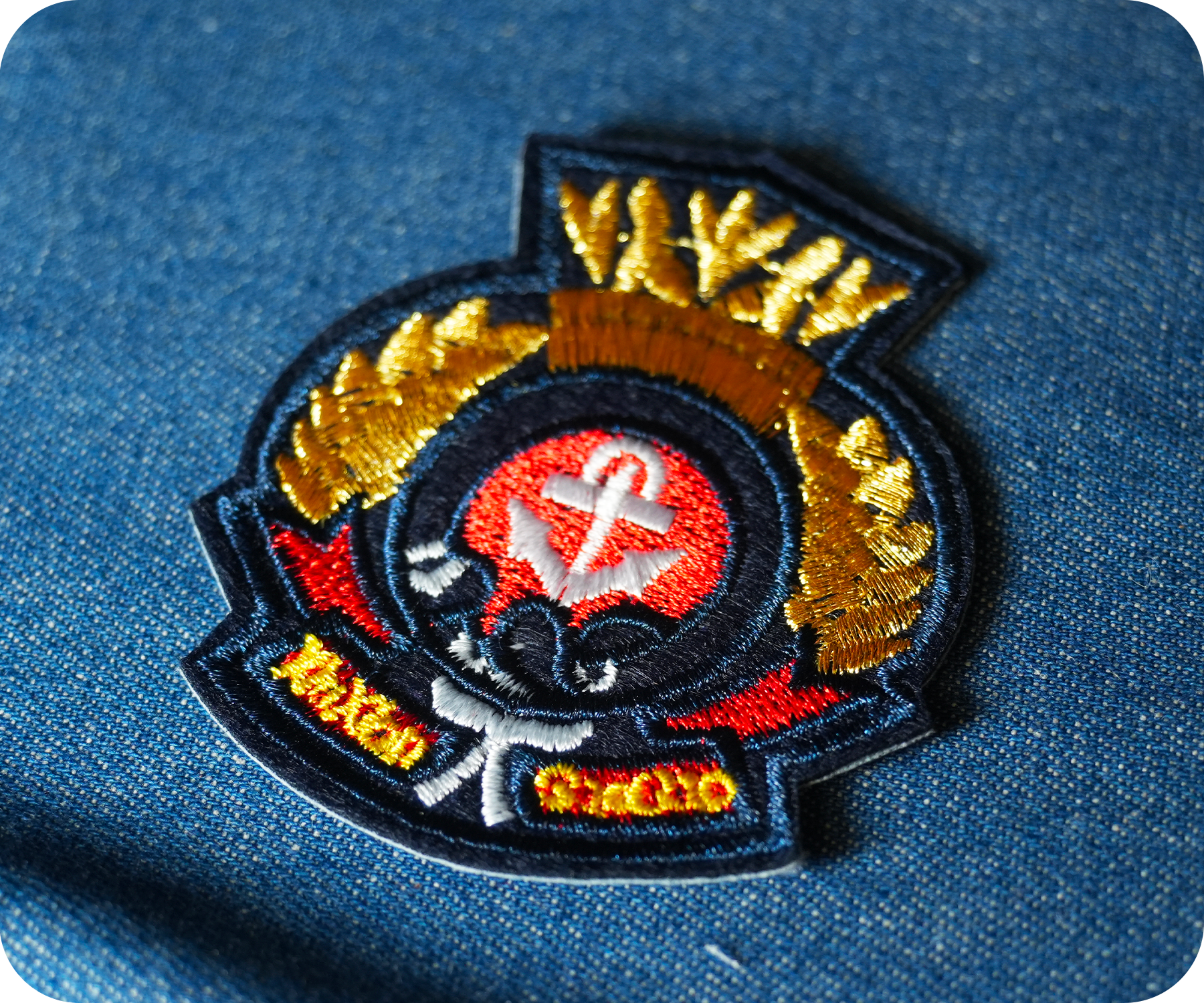 Navy Officer Cap Badge Anchor Iron On Patch (7 x 6cm)