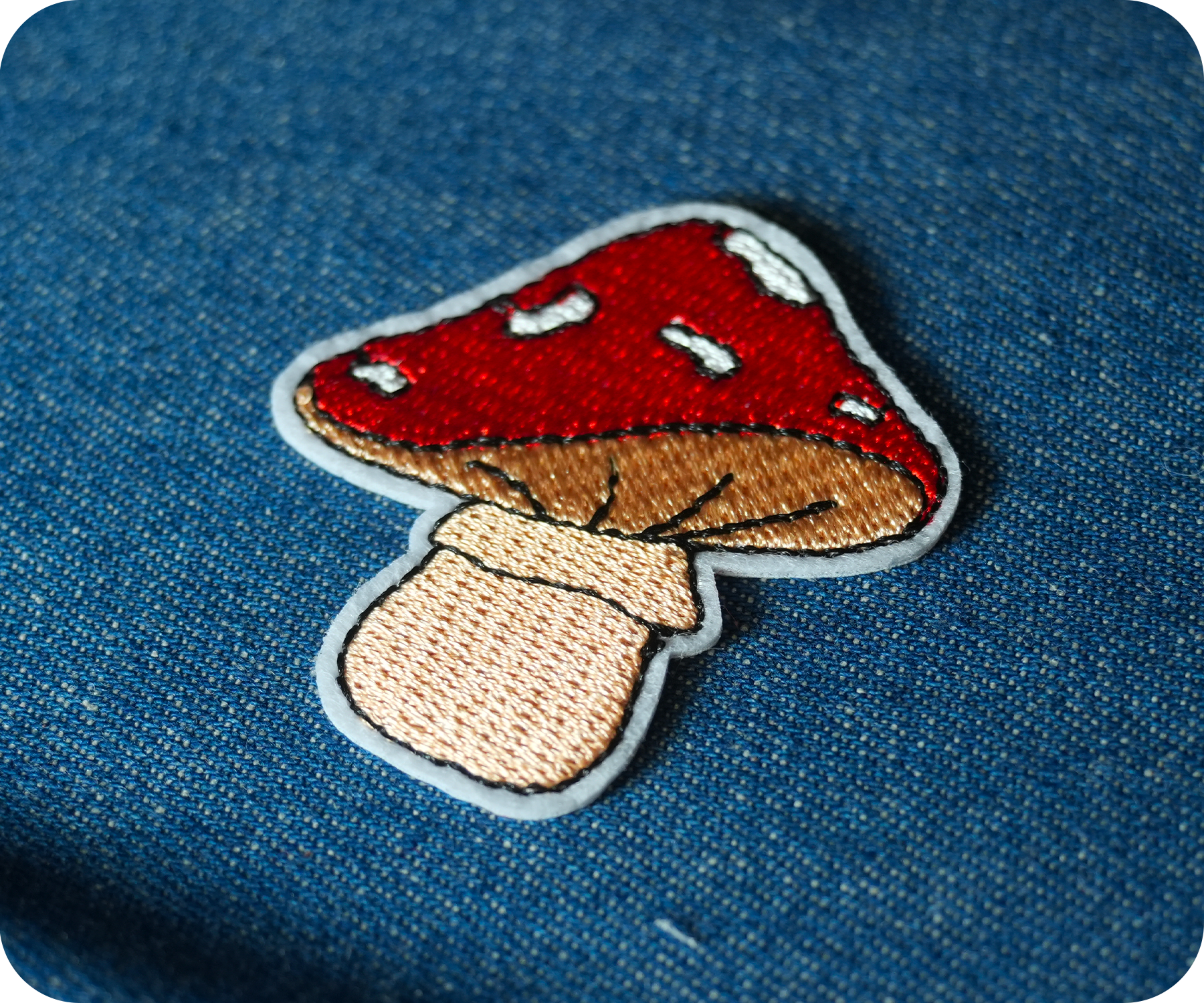 Red Mushroom Toadstools Shroom Iron On Patch (4 x 5cm)