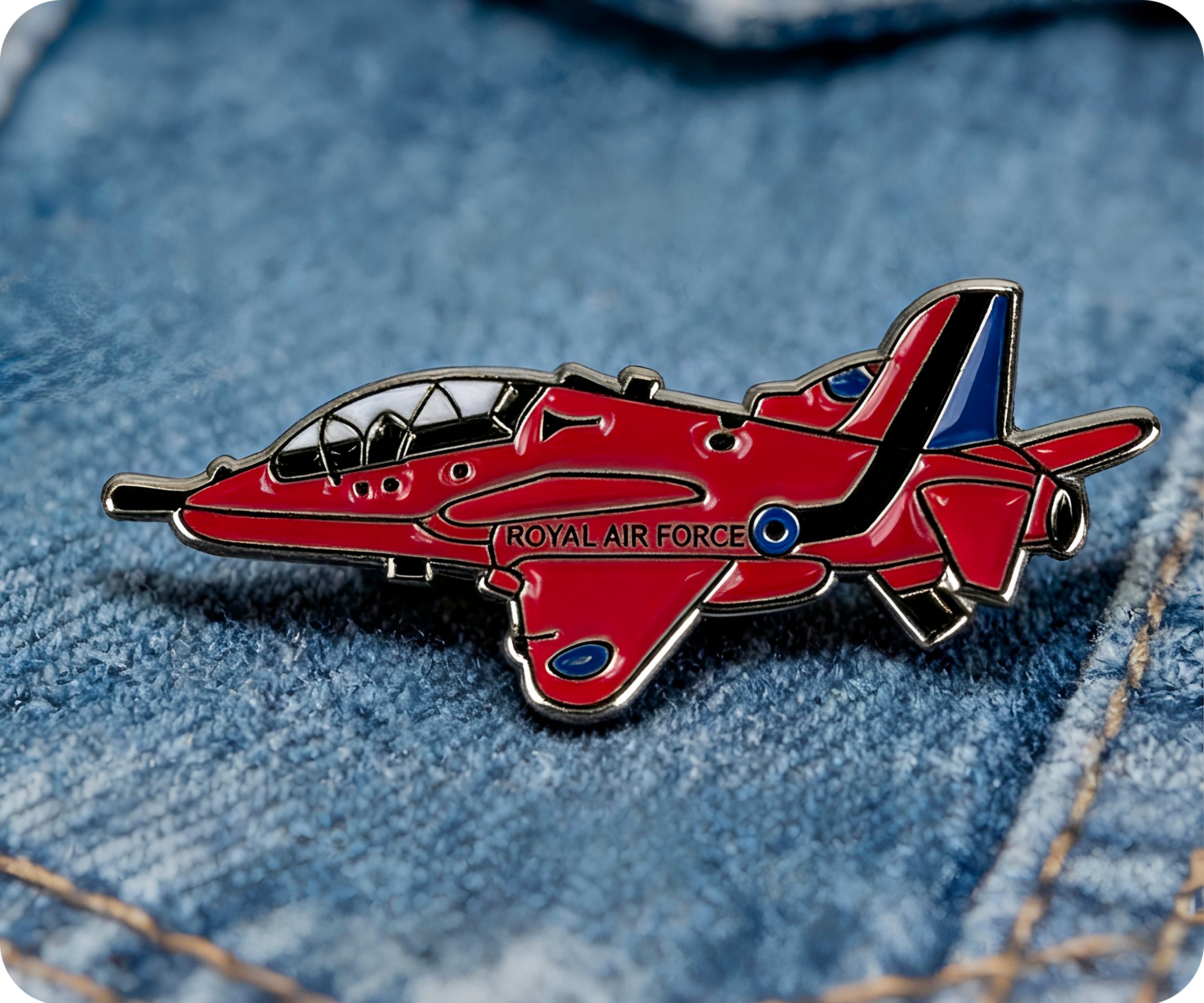 Insignia de pin de la Fuerza Aérea Red Jet Imagen secundaria del producto
