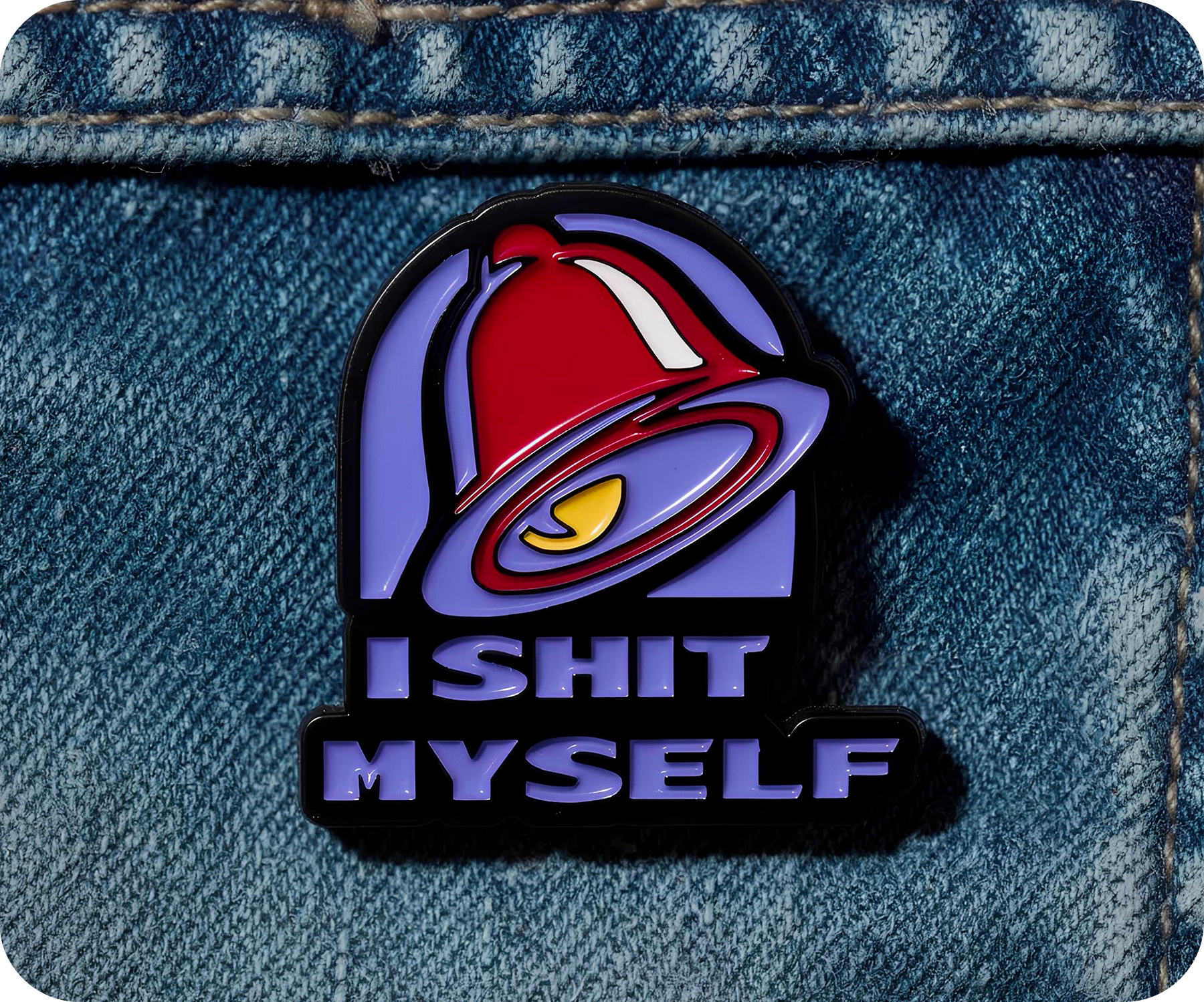Pin con la insignia "Me cagué encima" Imagen secundaria del producto