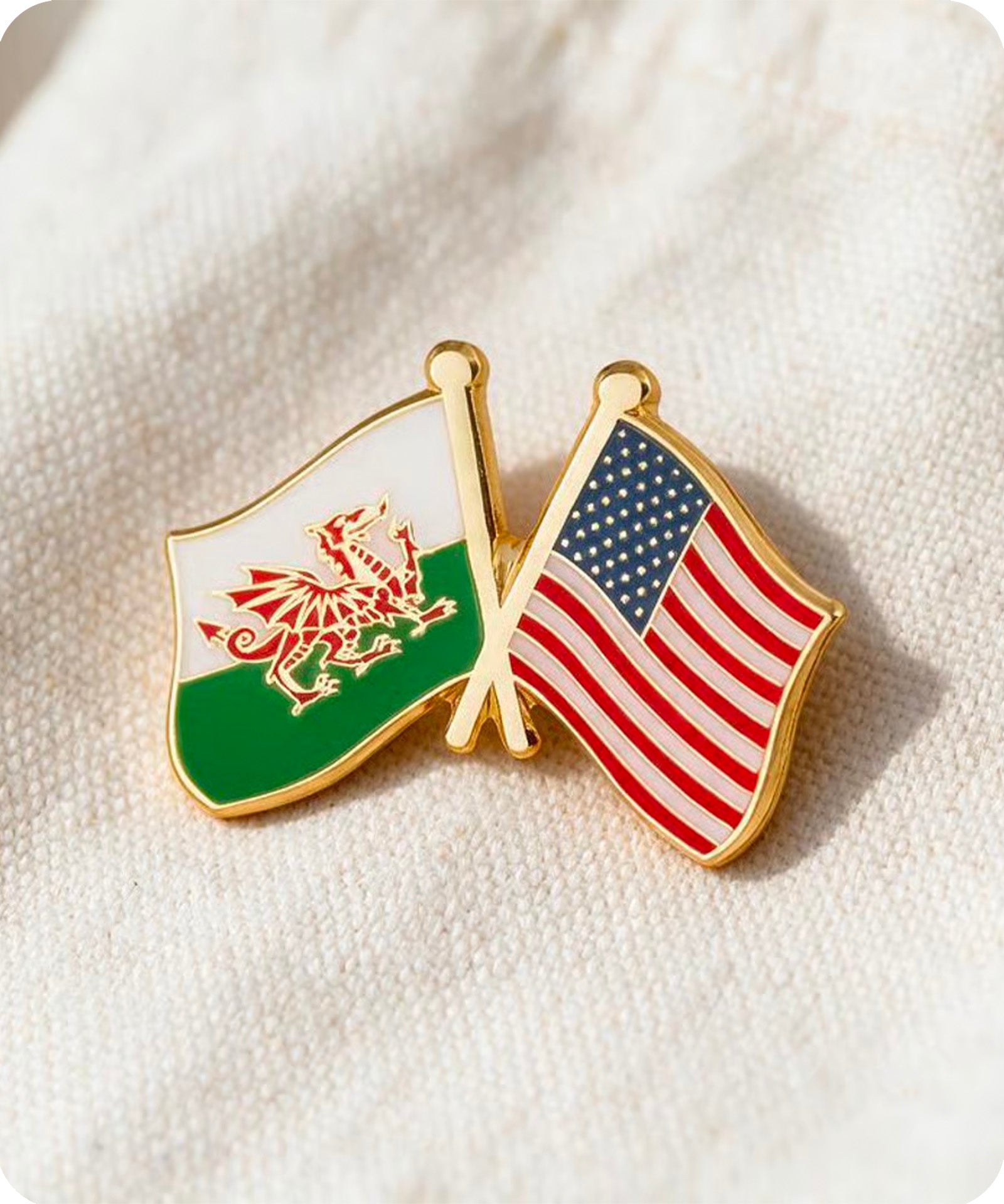 Wales & USA Friendship Flag Enamel Pin Badge