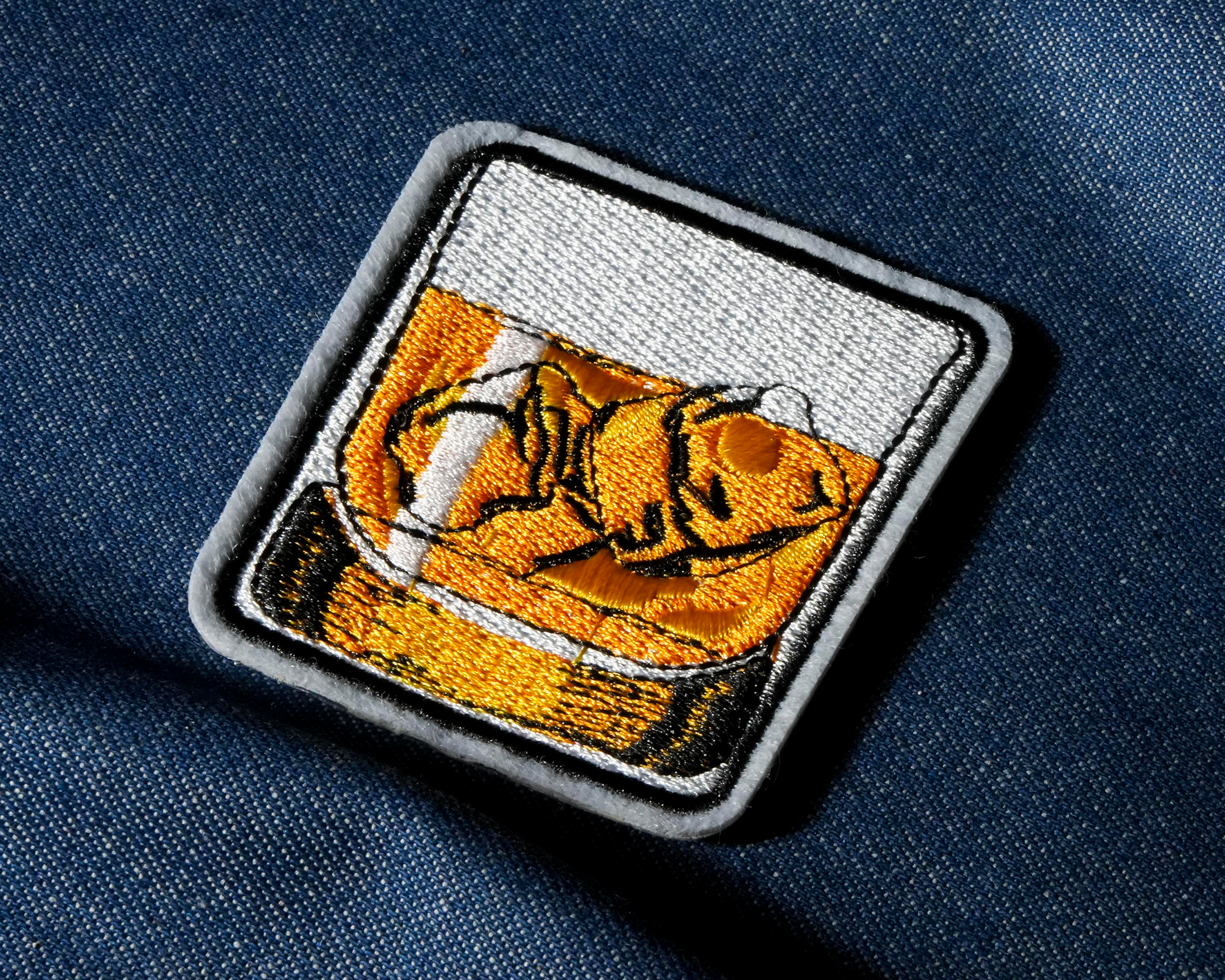 Vaso de whisky y hielo, parche termoadhesivo (6 x 6 cm) Imagen secundaria del producto