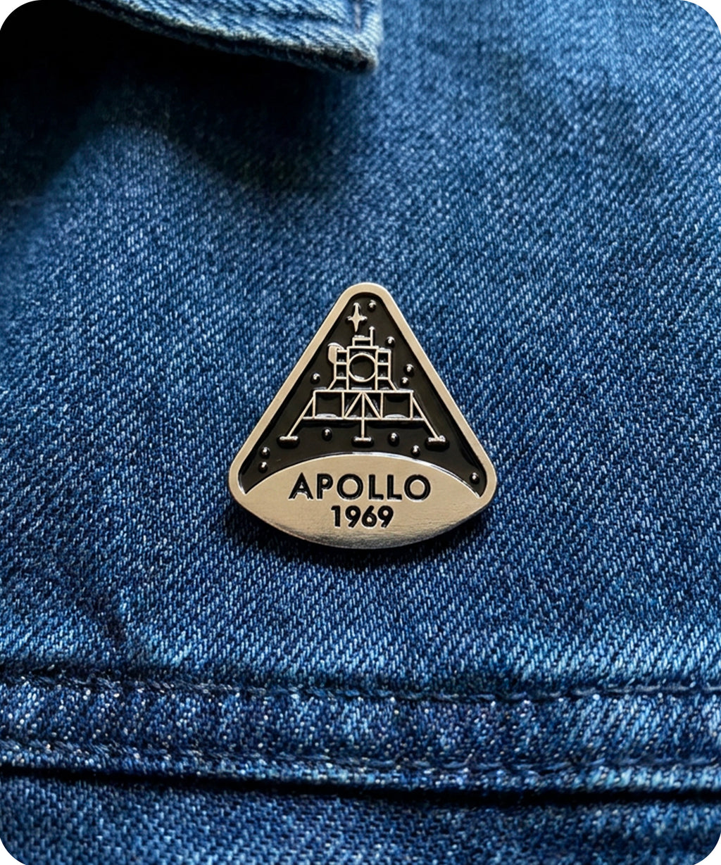 Apollo 1969 Moon Landing Enamel Lapel Pin Badge