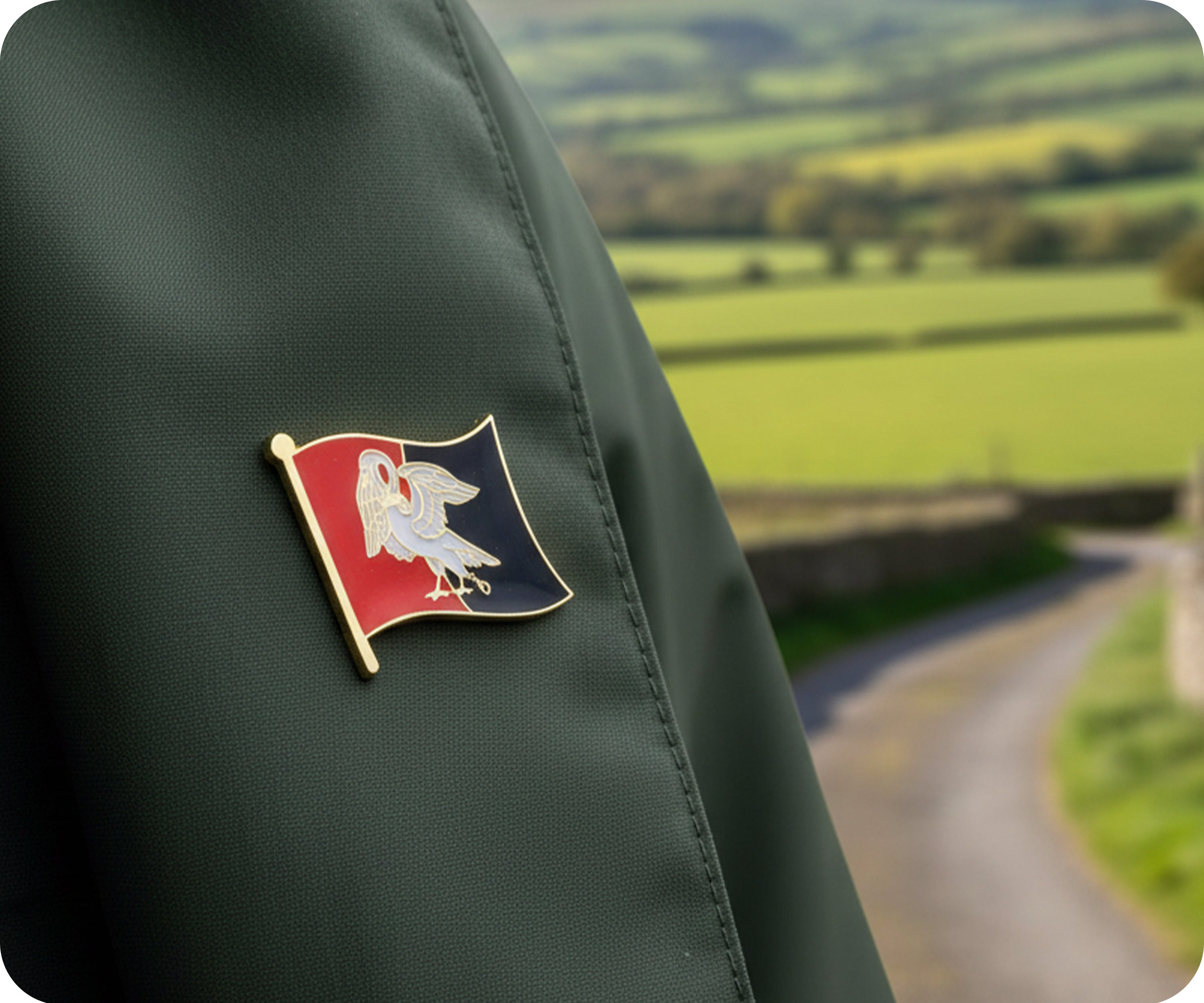 Buckinghamshire Regional English County Flag Pin Badge