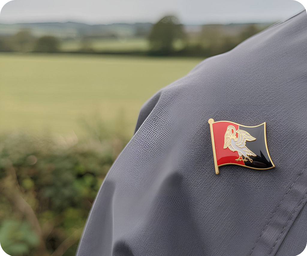 Buckinghamshire Regional English County Flag Pin Badge