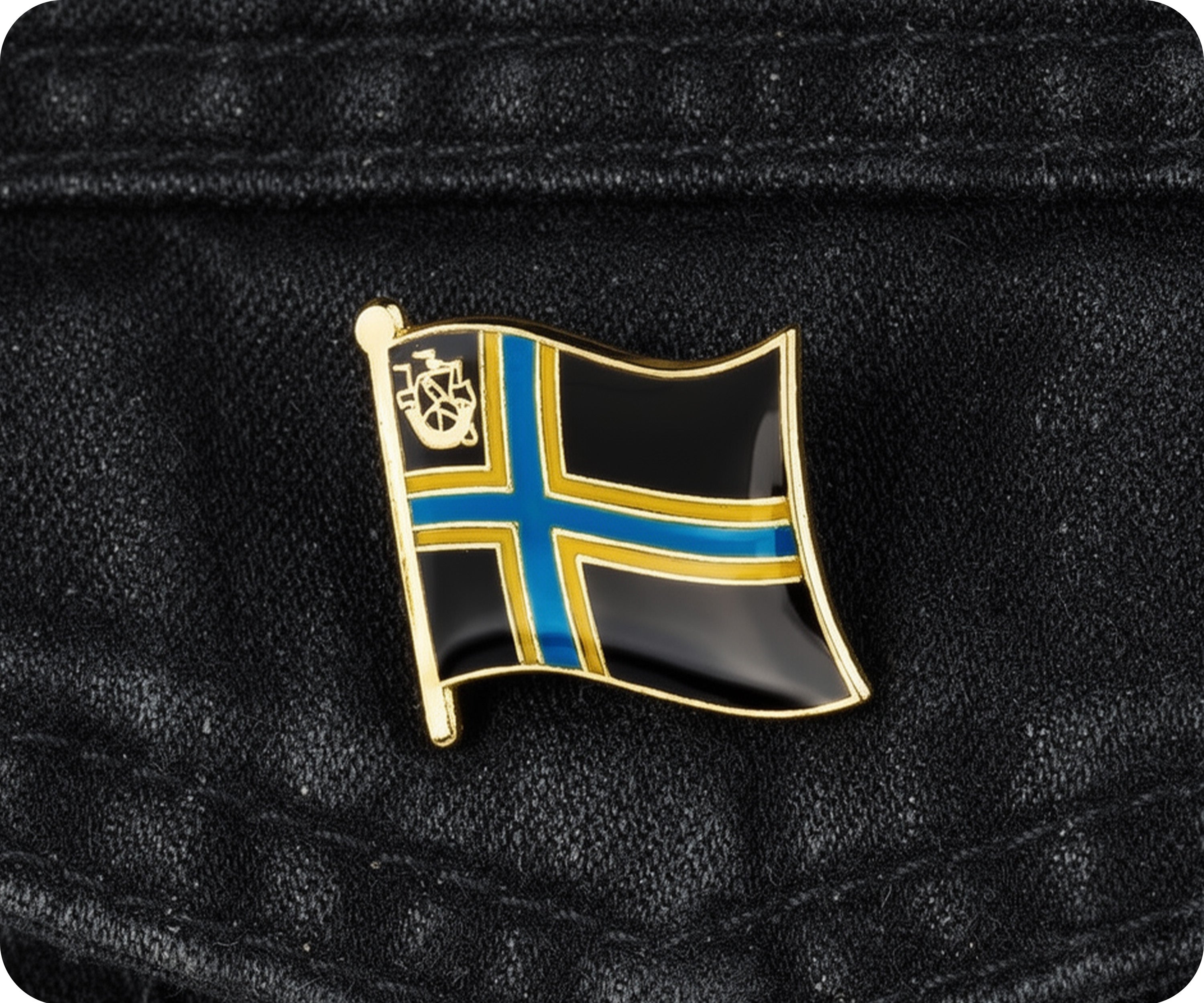Caithness Scottish County Flag Pin Badge