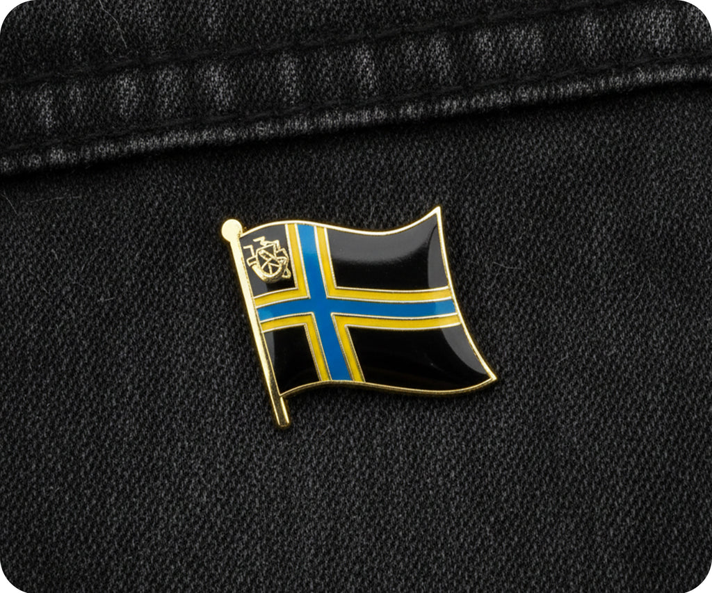 Caithness Scottish County Flag Pin Badge