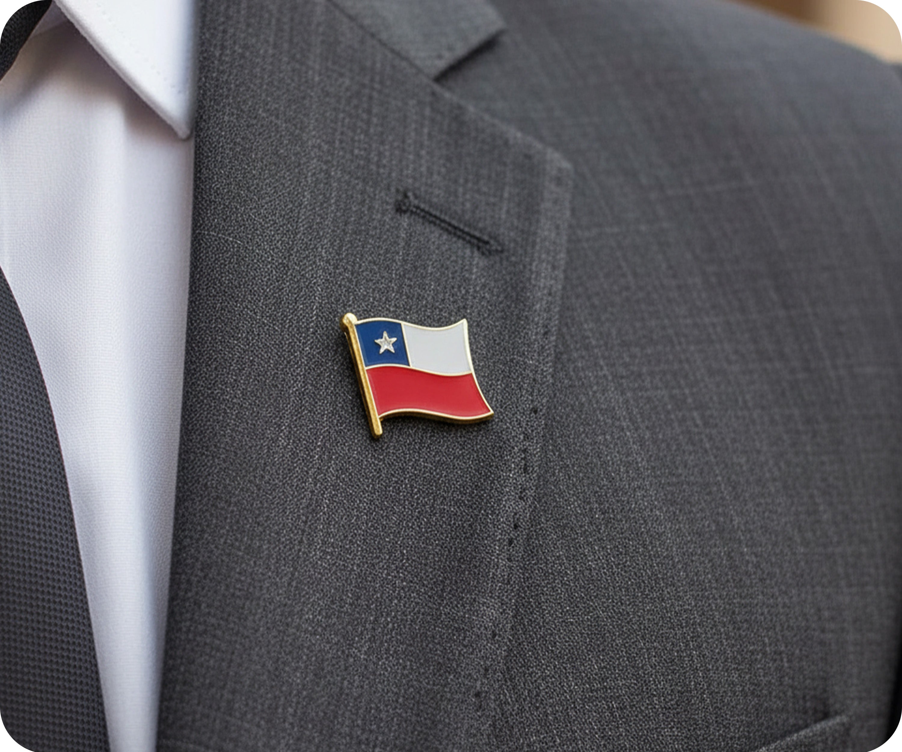 Pin con la bandera de Chile  Imagen secundaria del producto