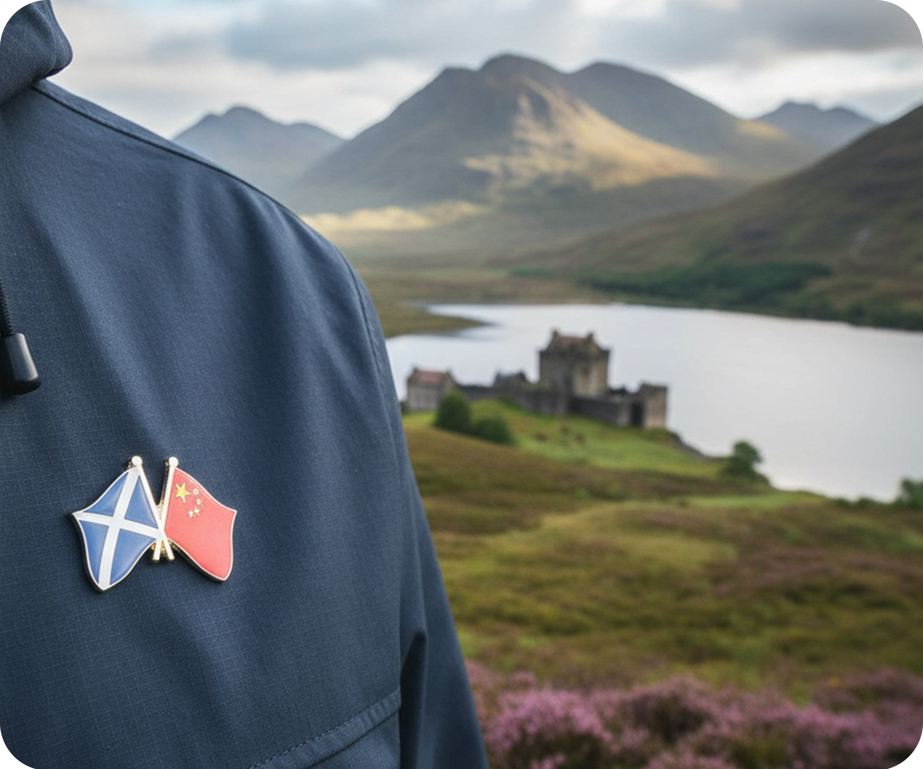 Pin de la amistad entre Escocia y China Imagen secundaria del producto
