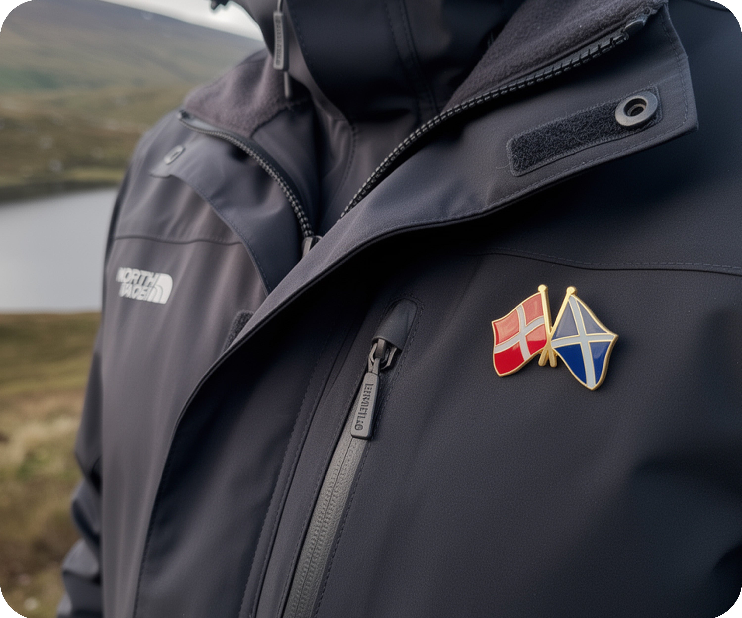 Pin de la amistad entre Dinamarca y Escocia Imagen secundaria del producto