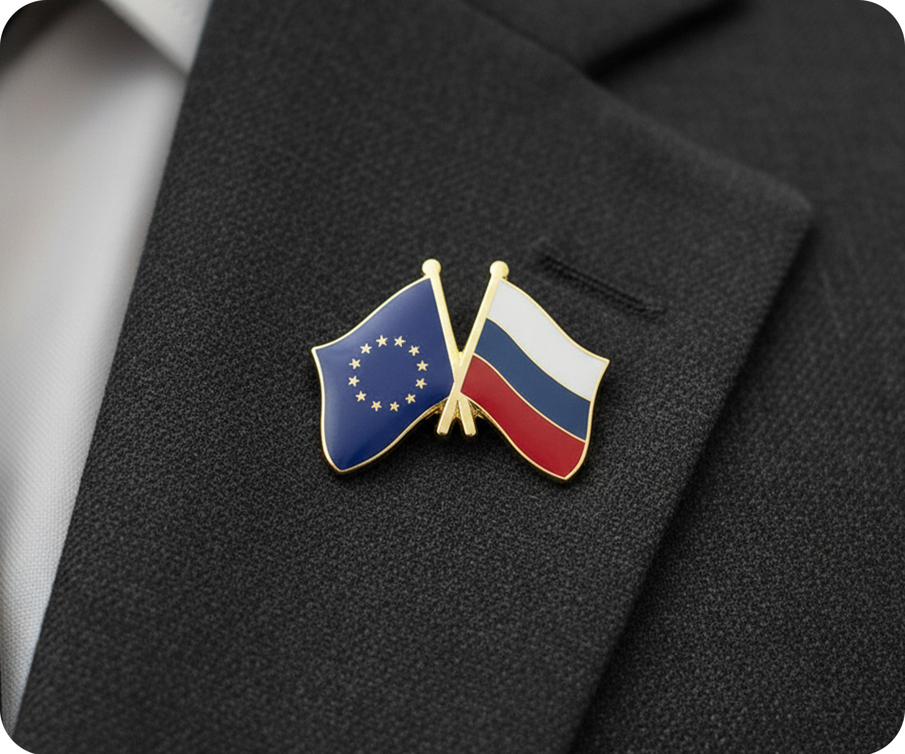 European Union & Russia Friendship Pin Badge