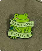 Man I Love Frogs Enamel Lapel Pin Badge