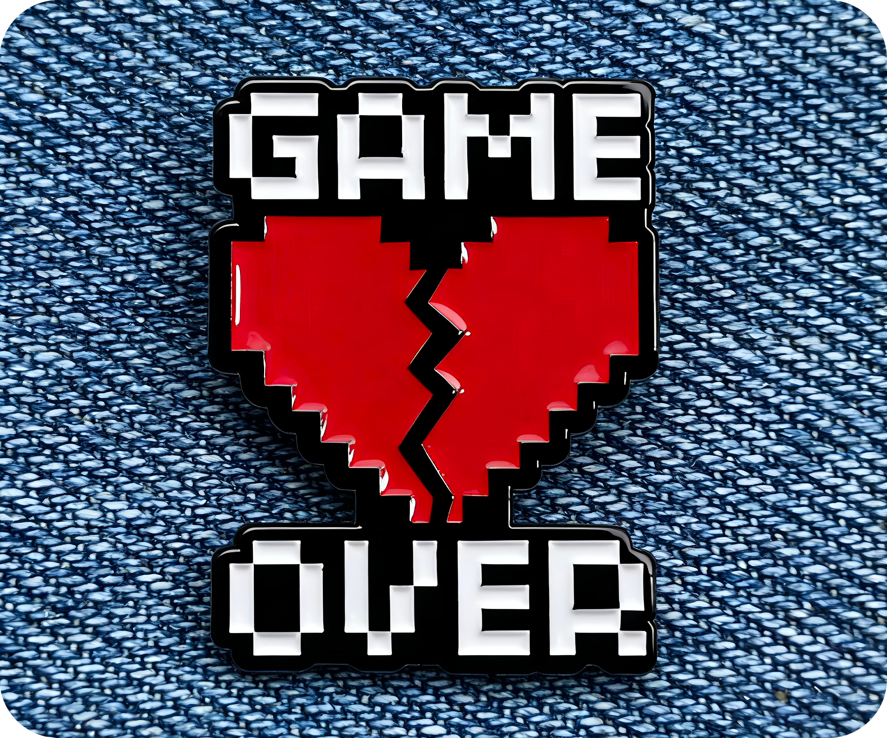 Insignia de metal "Game Over Gamer" Imagen secundaria del producto