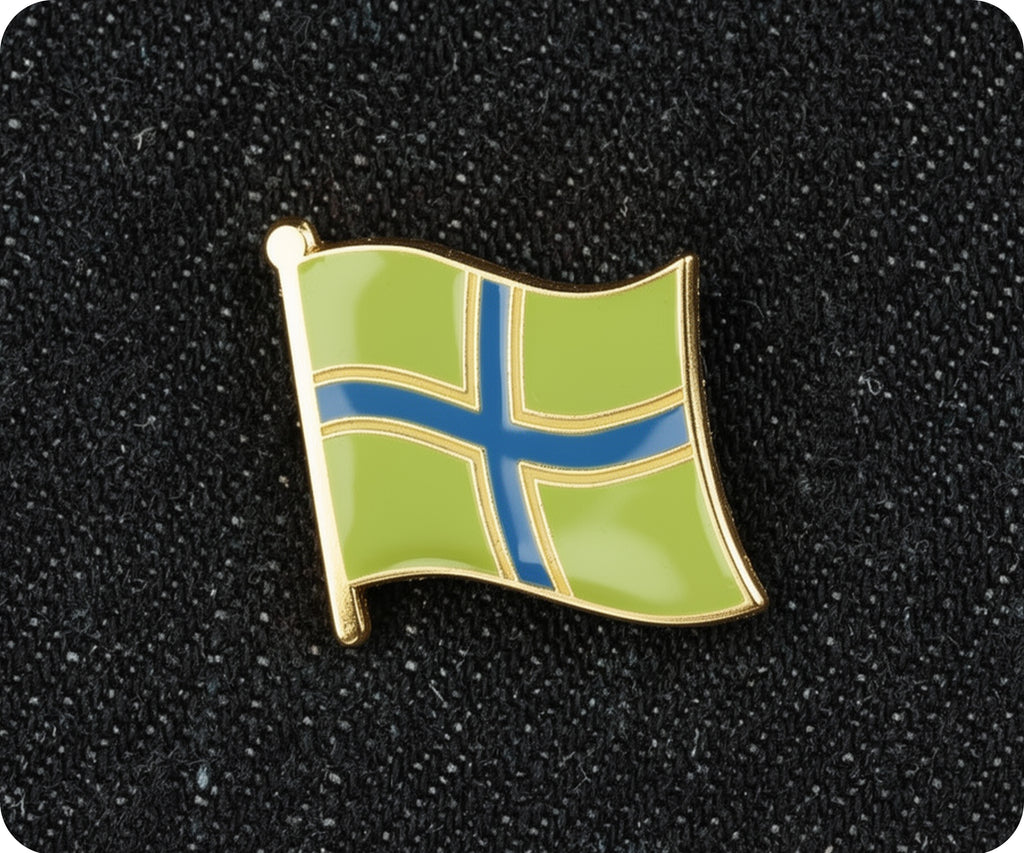 Gloucestershire Regional English County Flag Pin Badge