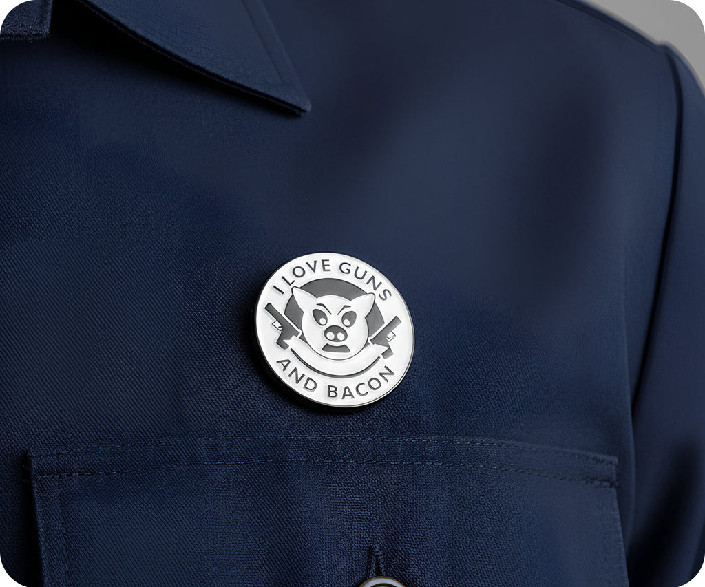 I Love Guns & Bacon Funny Pin Badge