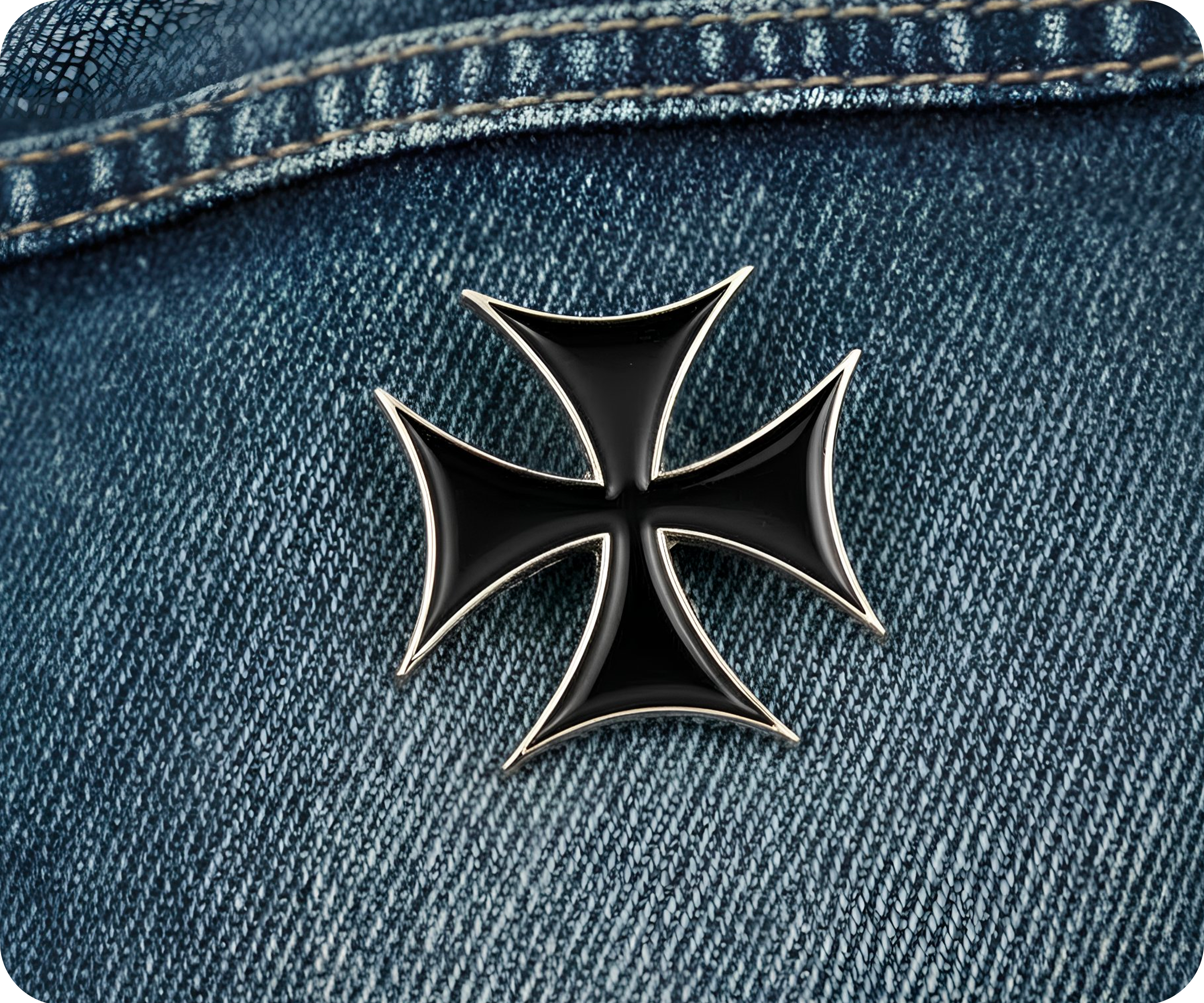 Pin con símbolo gótico negro de la cruz de hierro Imagen secundaria del producto