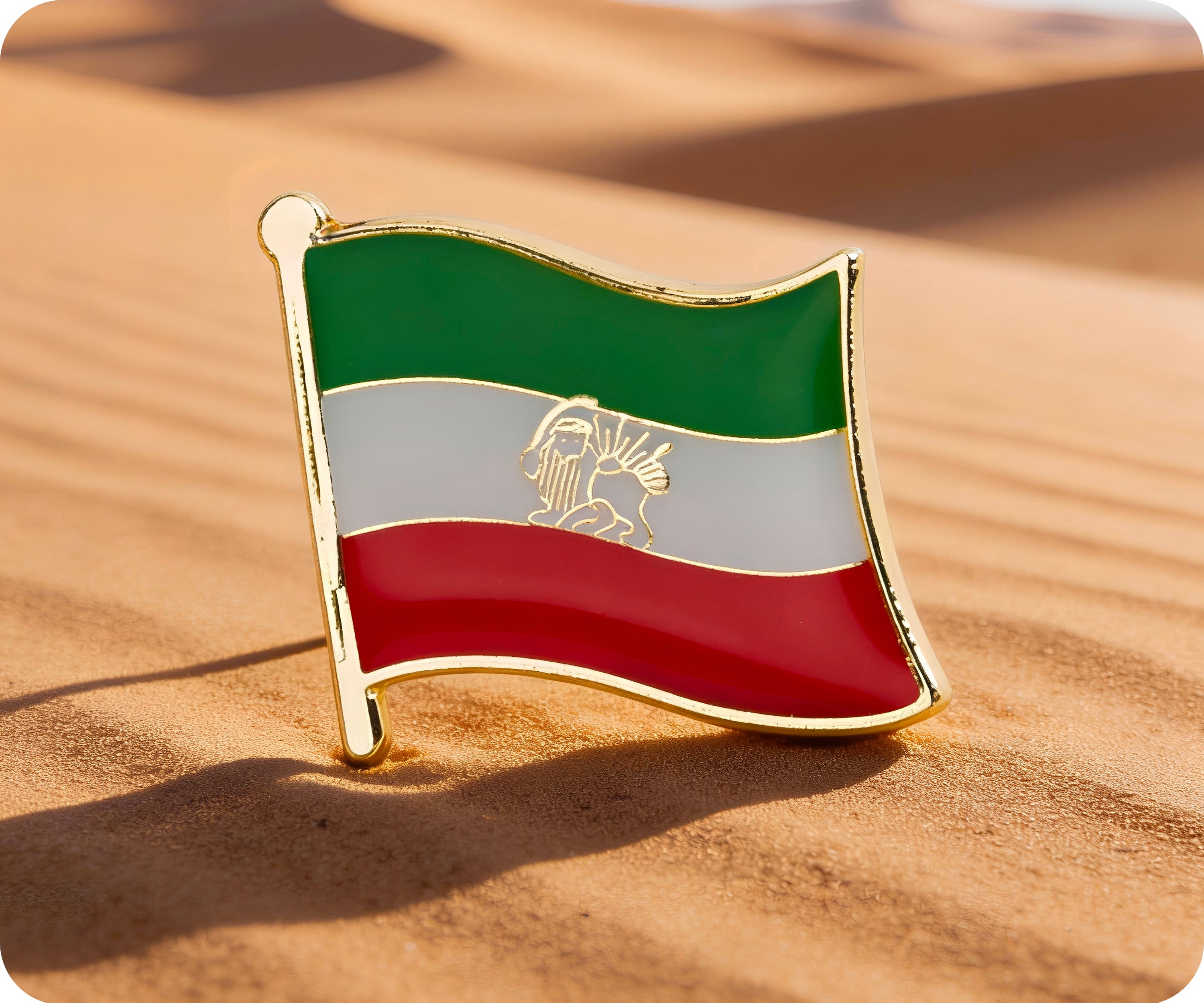 Pin con la bandera del sol y el león de Irán  Imagen secundaria del producto