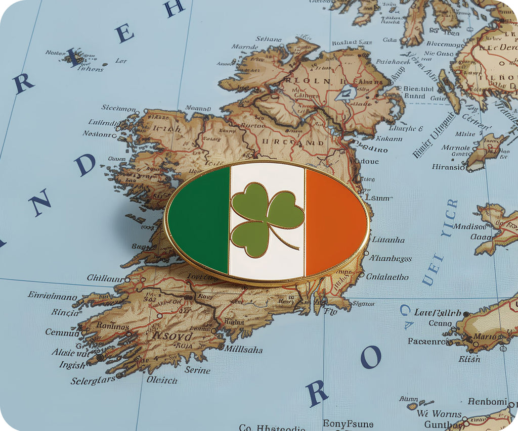 Round Ireland Shamrock Clover Pin Badge