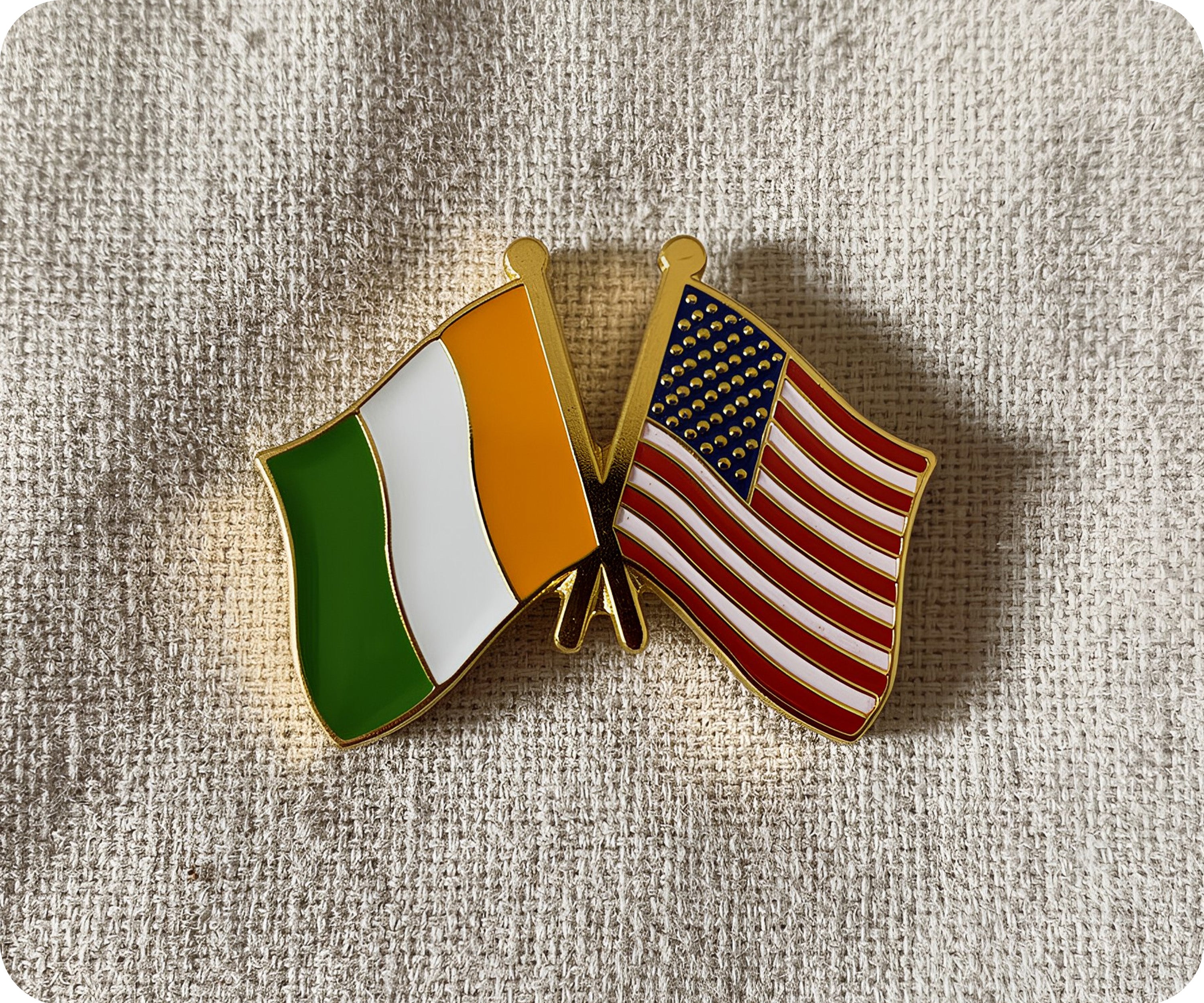 Ireland & USA Friendship Pin Badge