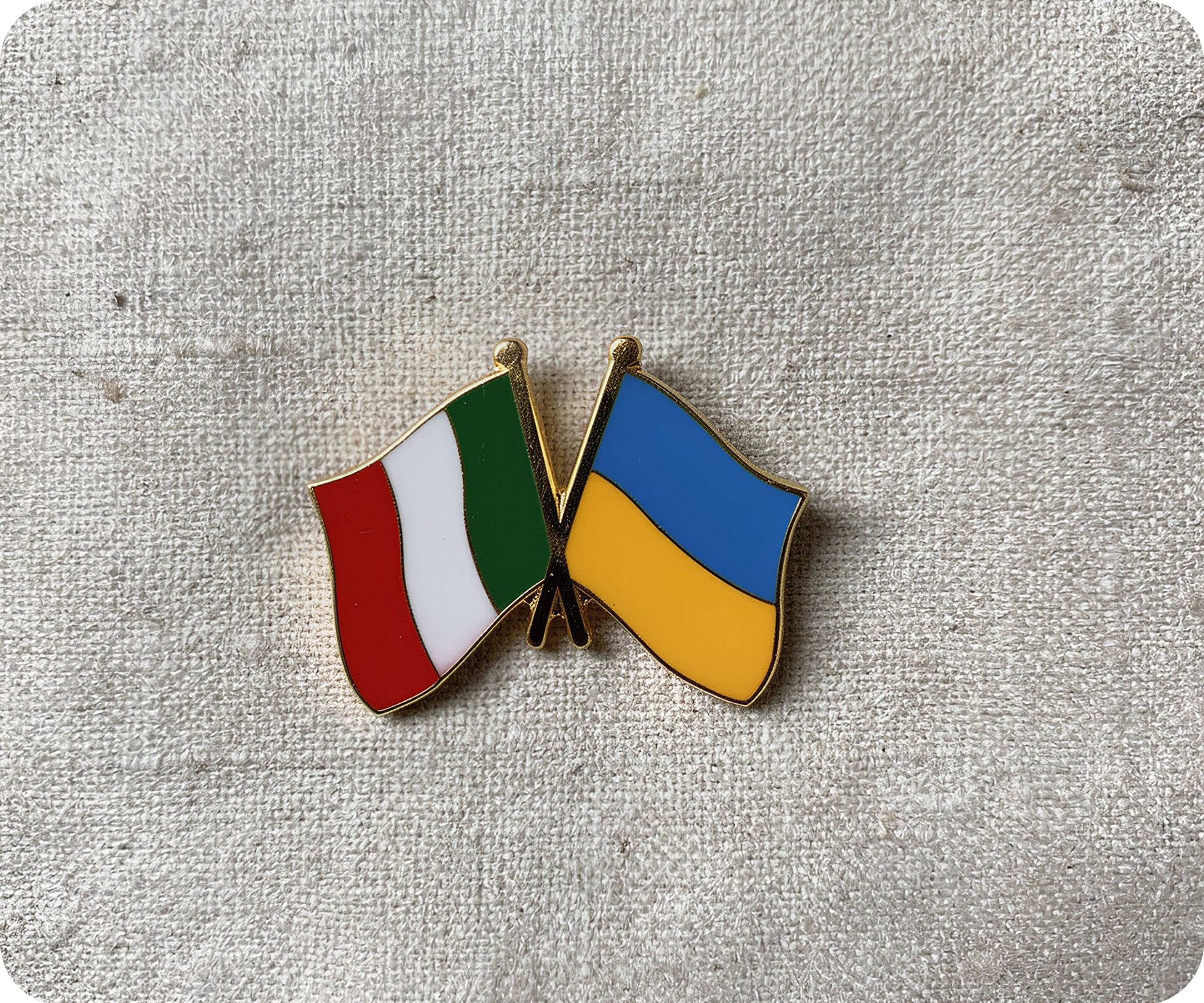 Italy & Ukraine Friendship Pin Badge