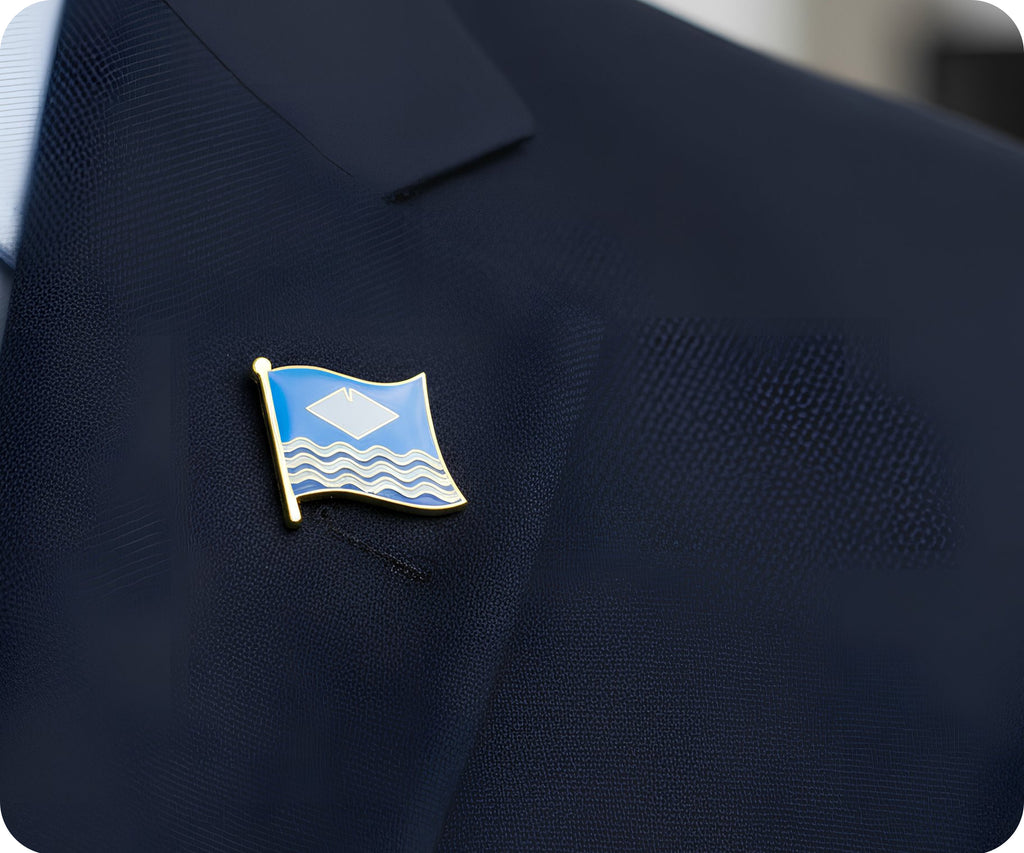 Isle of Wight Regional English County Flag Pin Badge