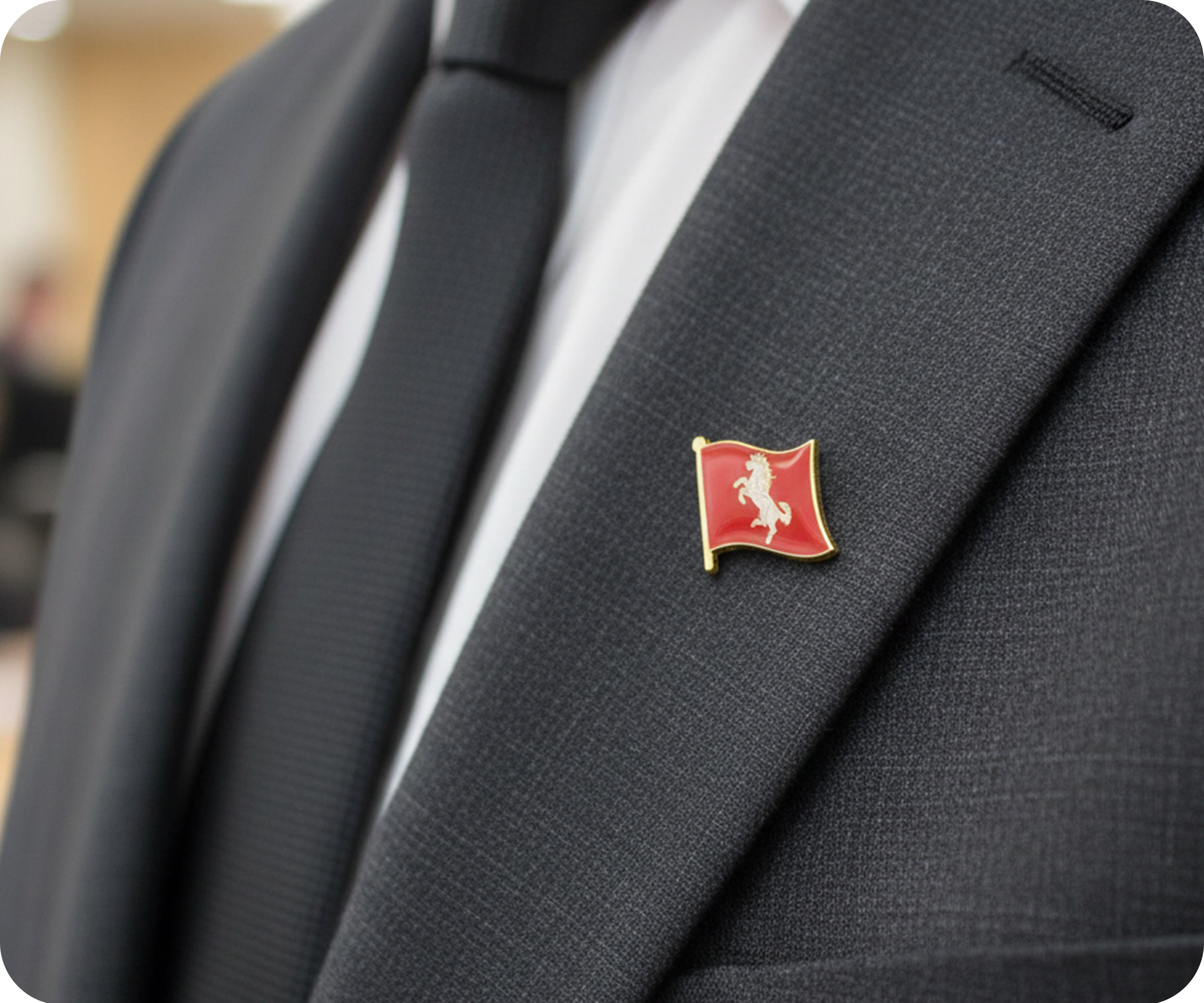 Kent English County Flag Pin Badge