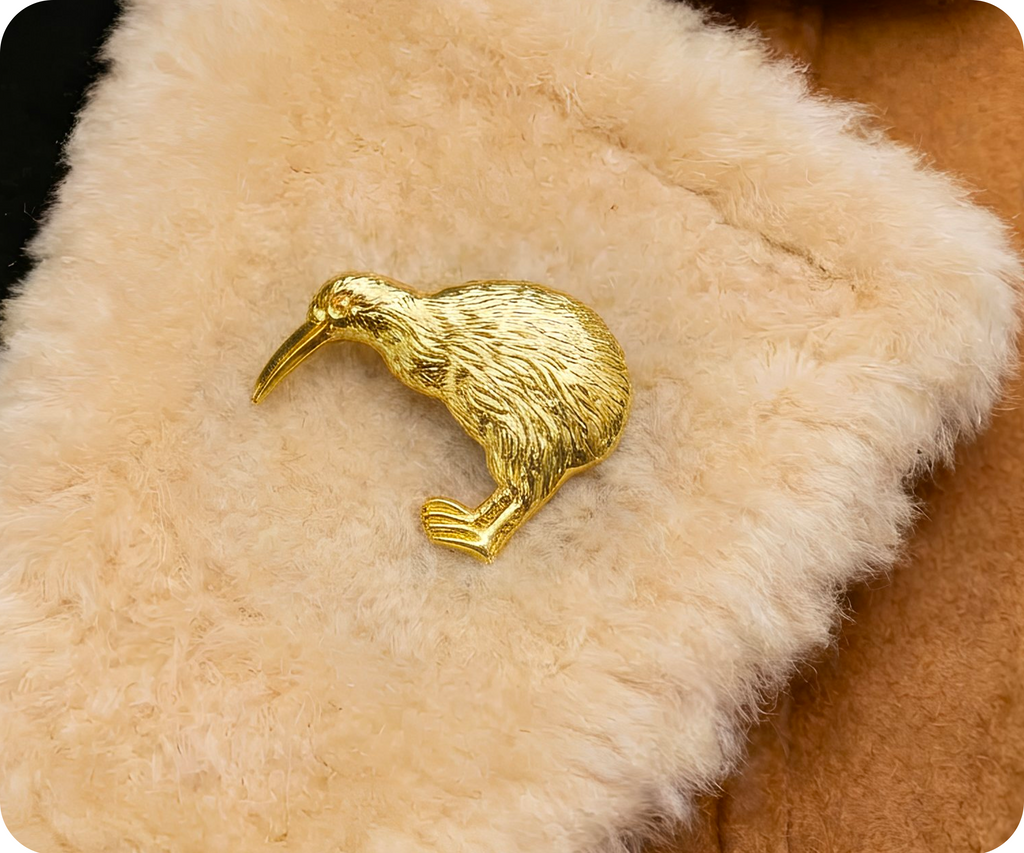 Kiwi Gold Pin Badge