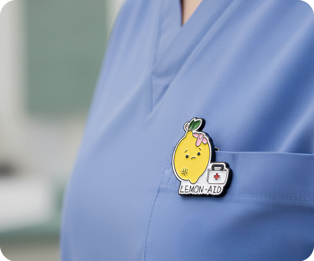 Insignia Divertida de Enfermera de Comida Médica de Limonada