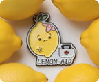 Insignia Divertida de Enfermera de Comida Médica de Limonada