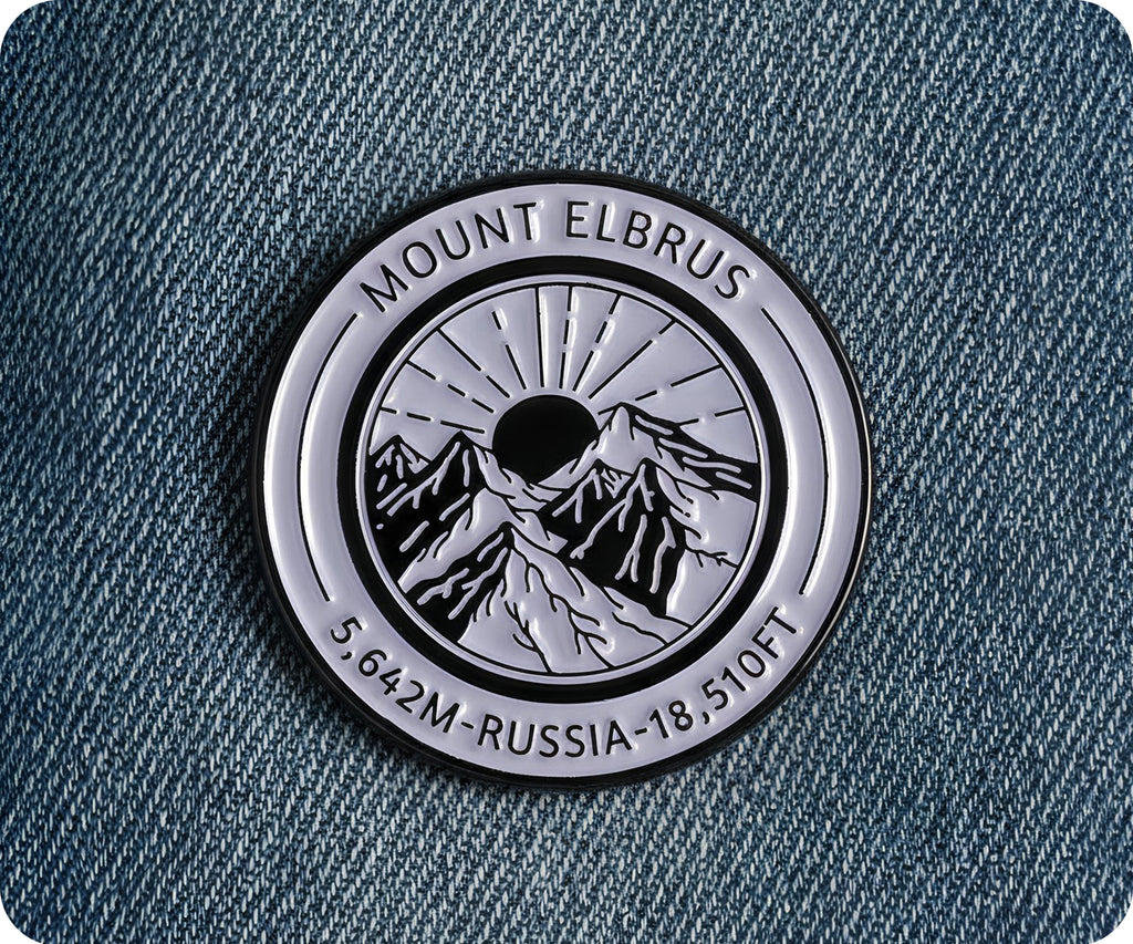 Pin de Solapa Redondo Gris Monte Elbrús Rusia