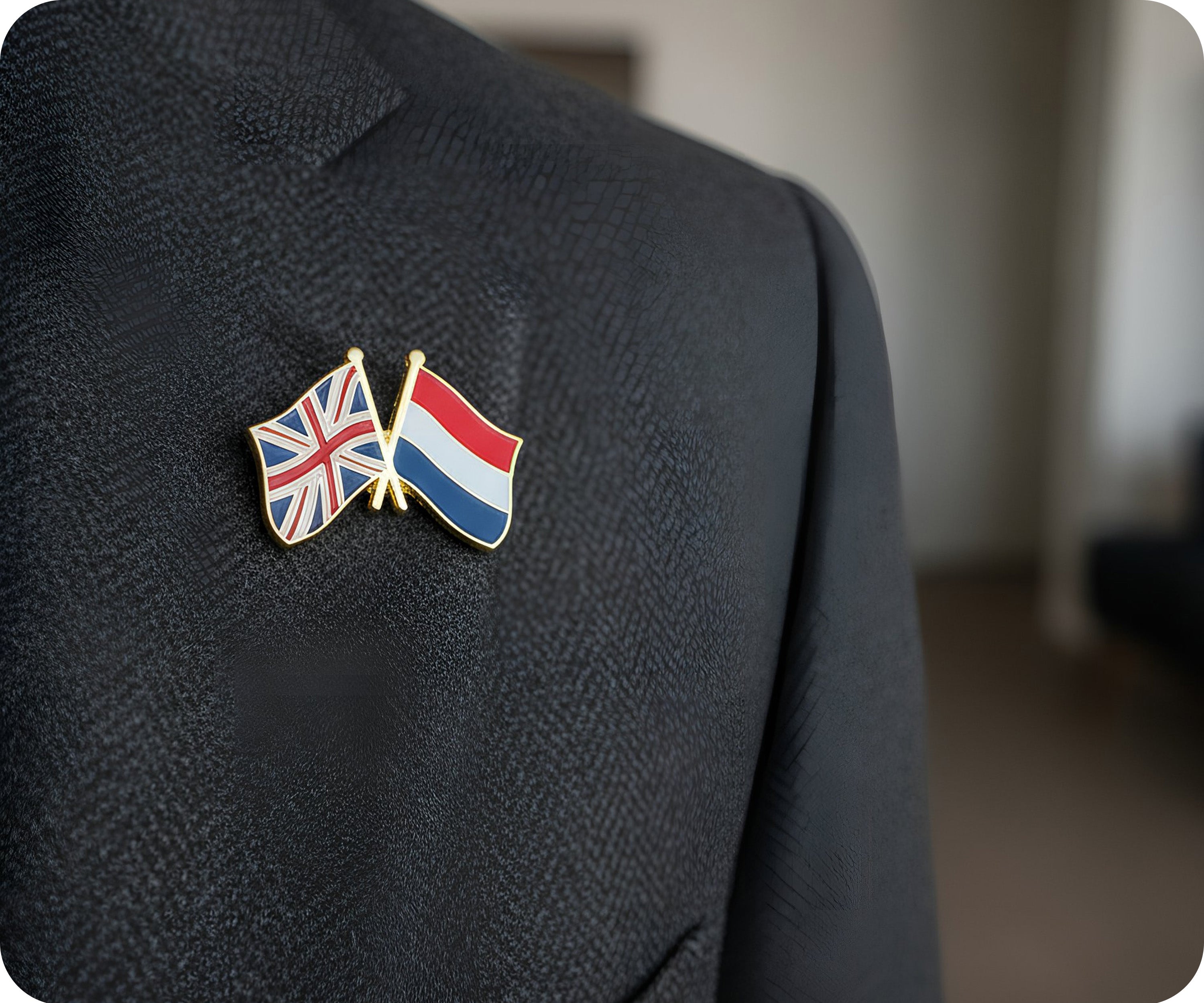 Pin de amistad entre el Reino Unido y los Países Bajos Imagen secundaria del producto