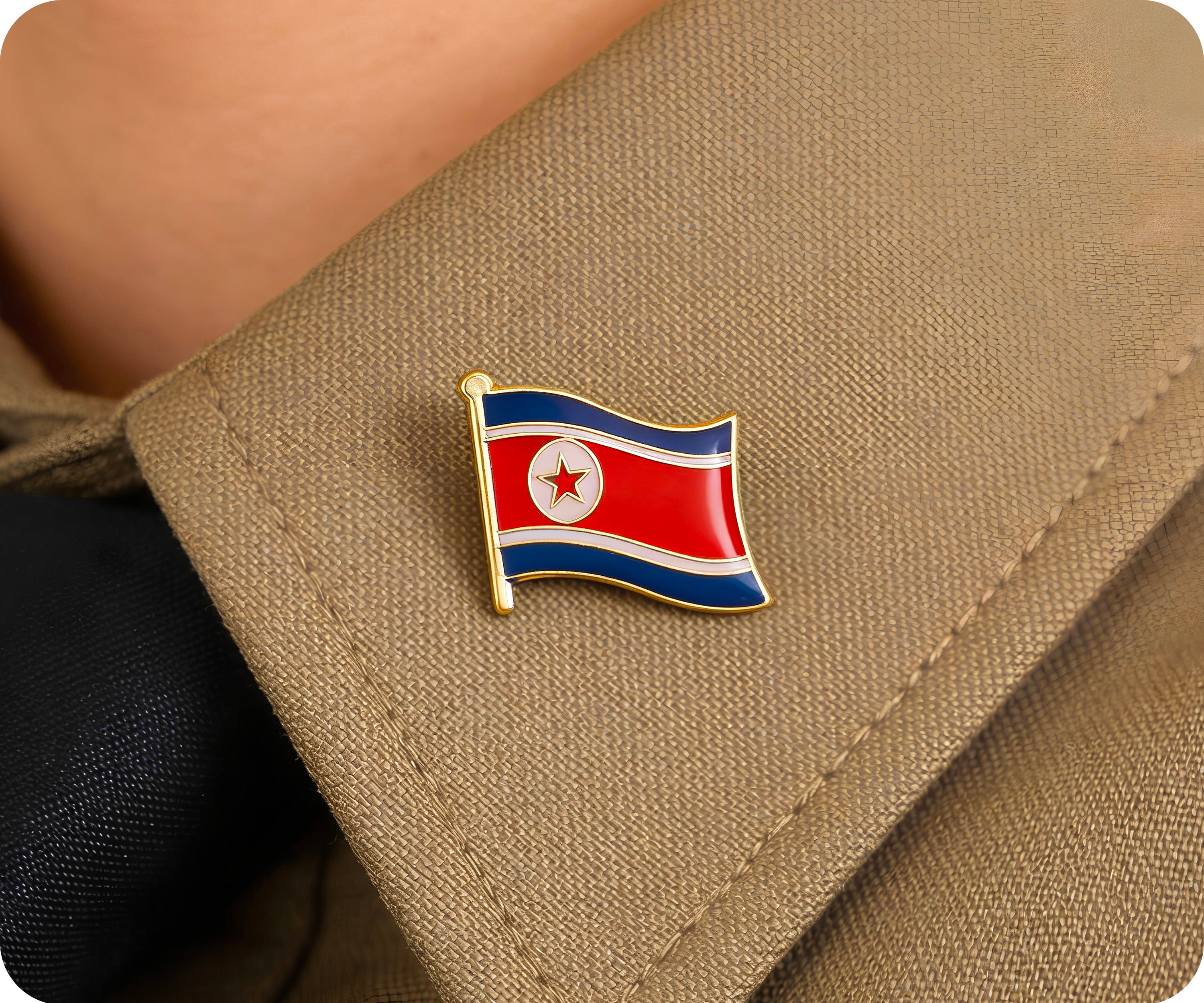 Pin con la bandera de Corea del Norte Imagen secundaria del producto