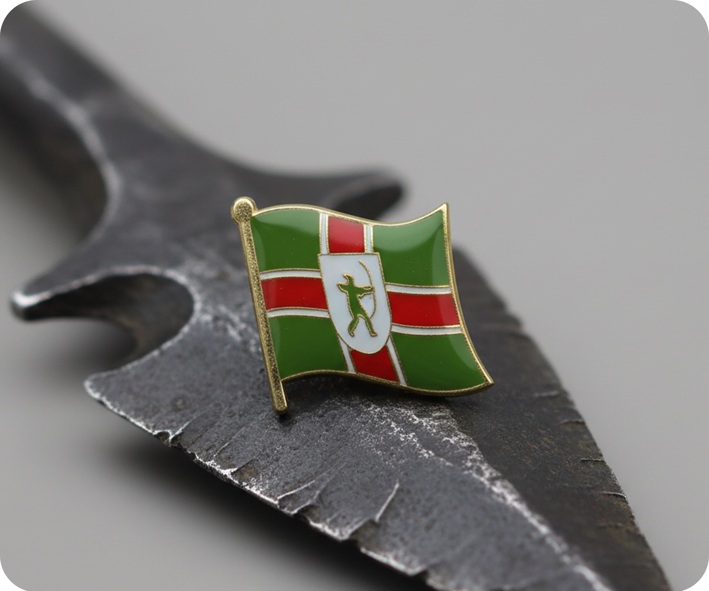 Nottinghamshire County English Flag Pin Badge