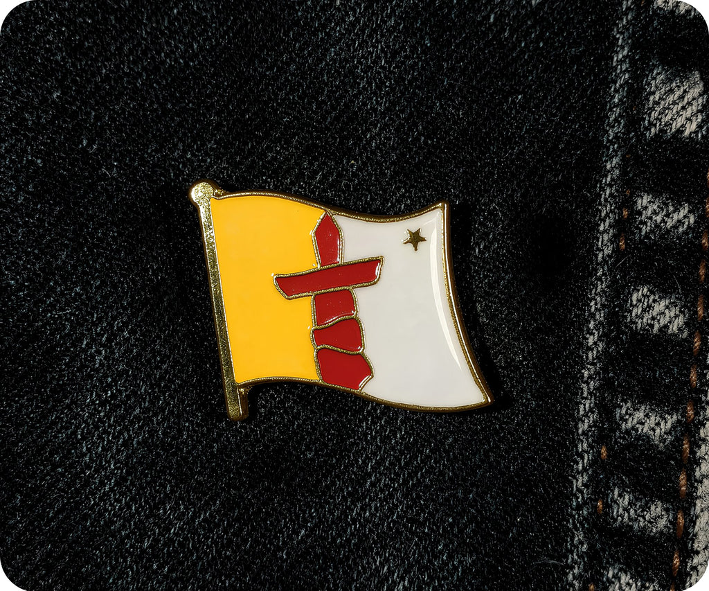 Nunavut Canadian Regional Flag Pin Badge