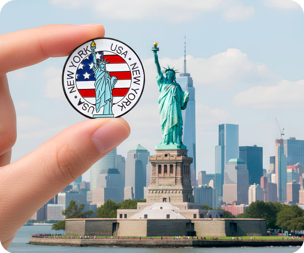 United States Statue of Liberty New York Pin Badge