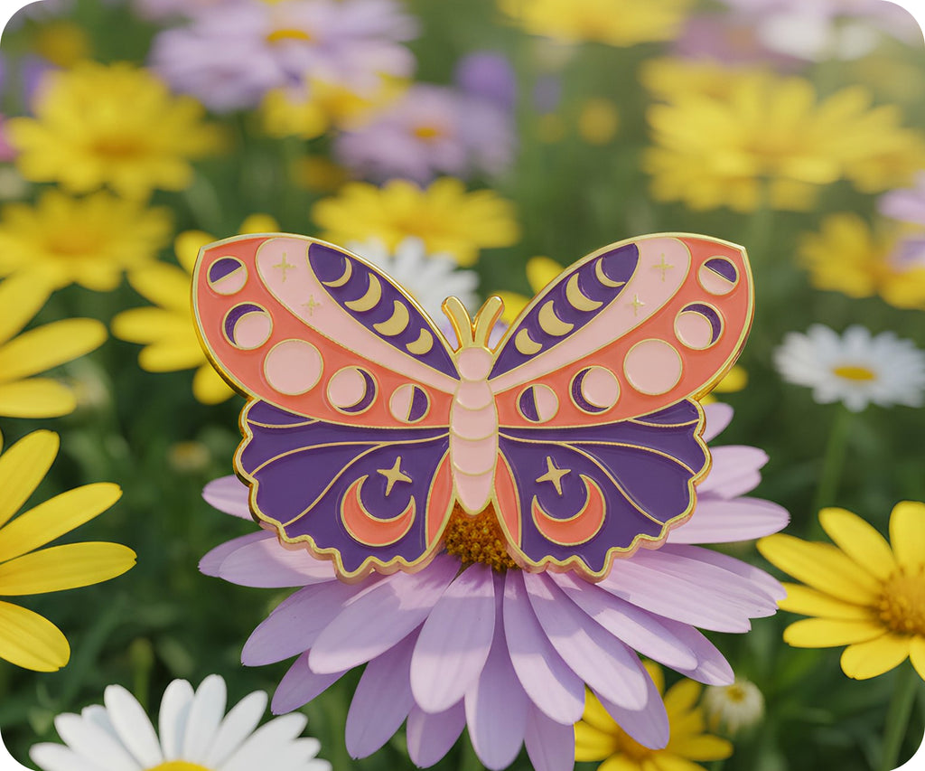 Pin espiritual de mariposa mística naranja y morada